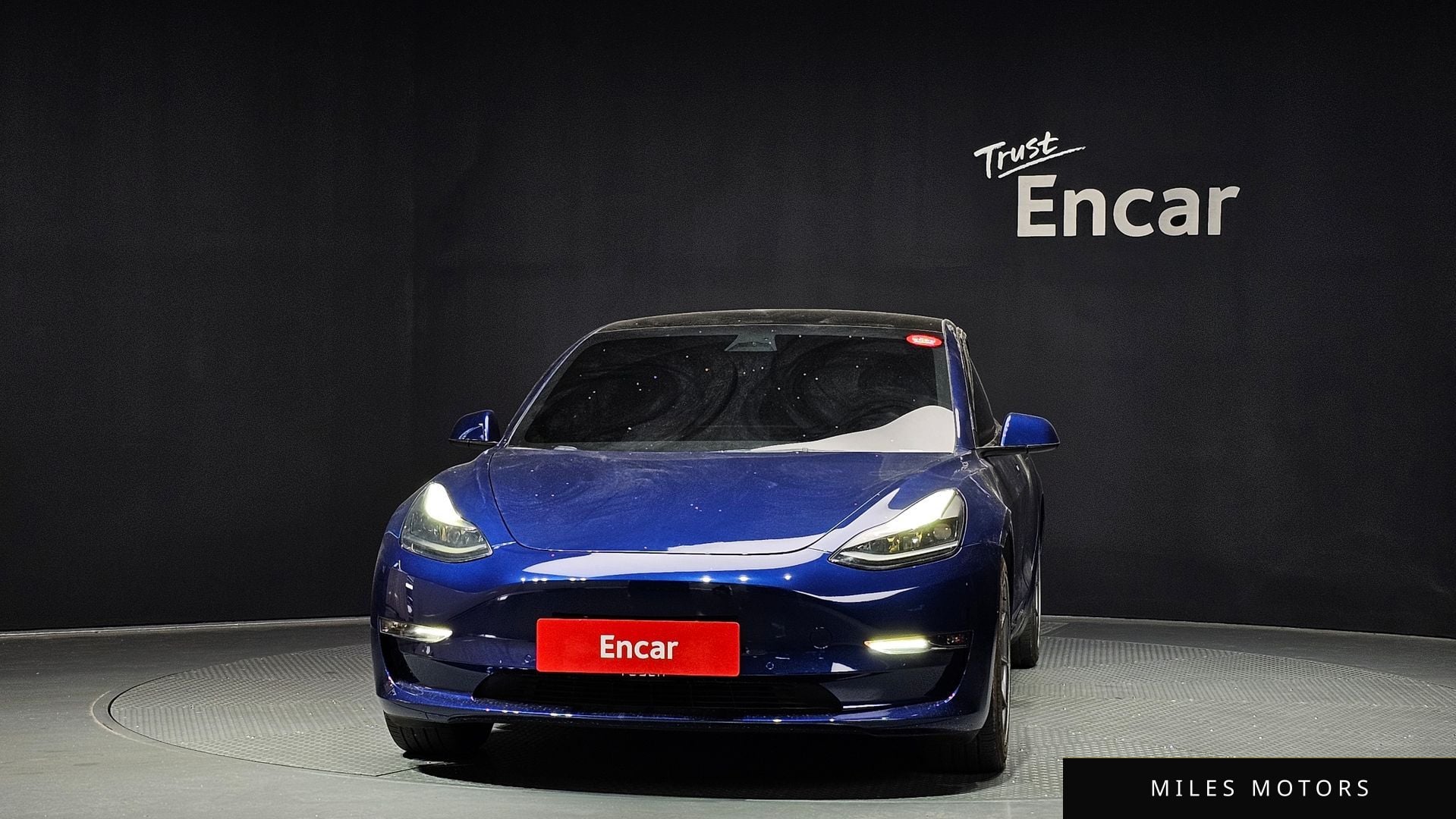 Tesla Model 3 2022 — миниатюра 3