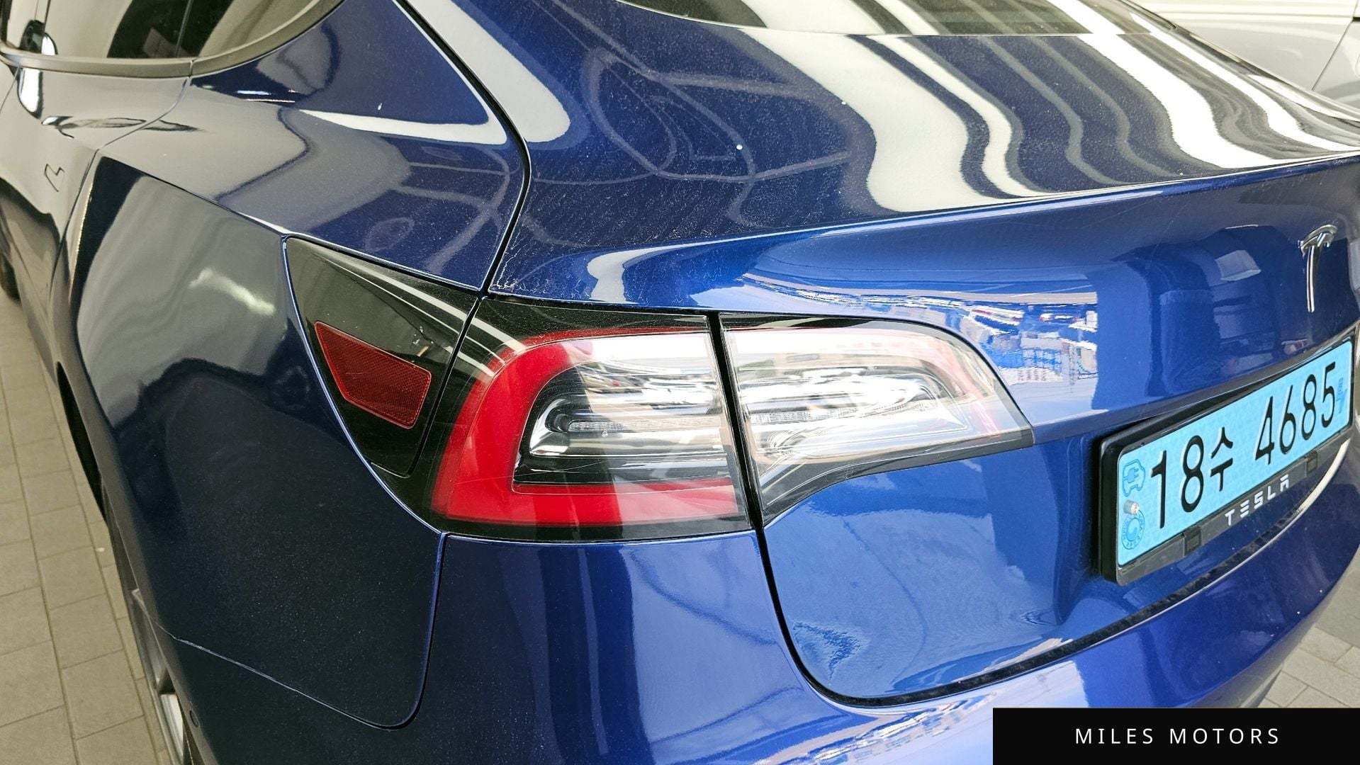Tesla Model 3 2022 — миниатюра 9
