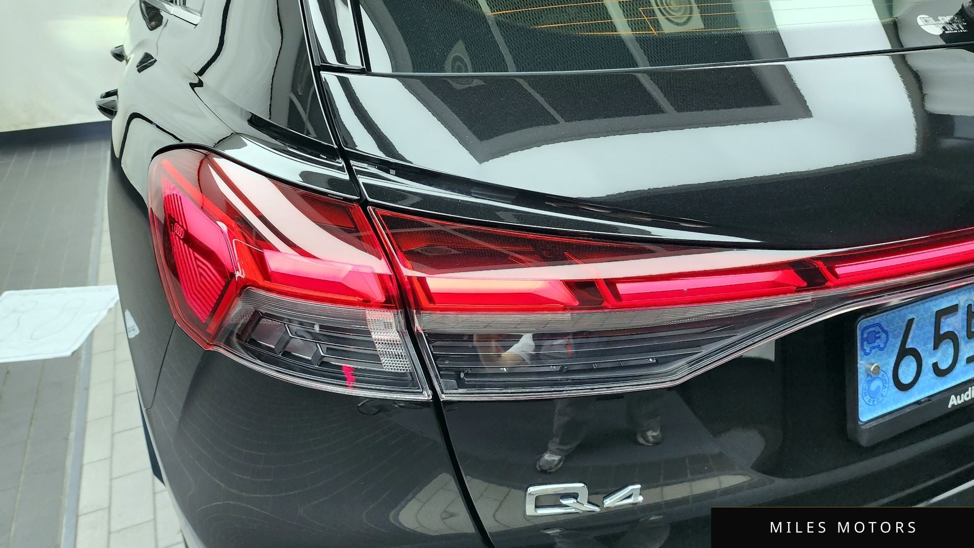 Audi Q4 e-tron 2025 — миниатюра 9