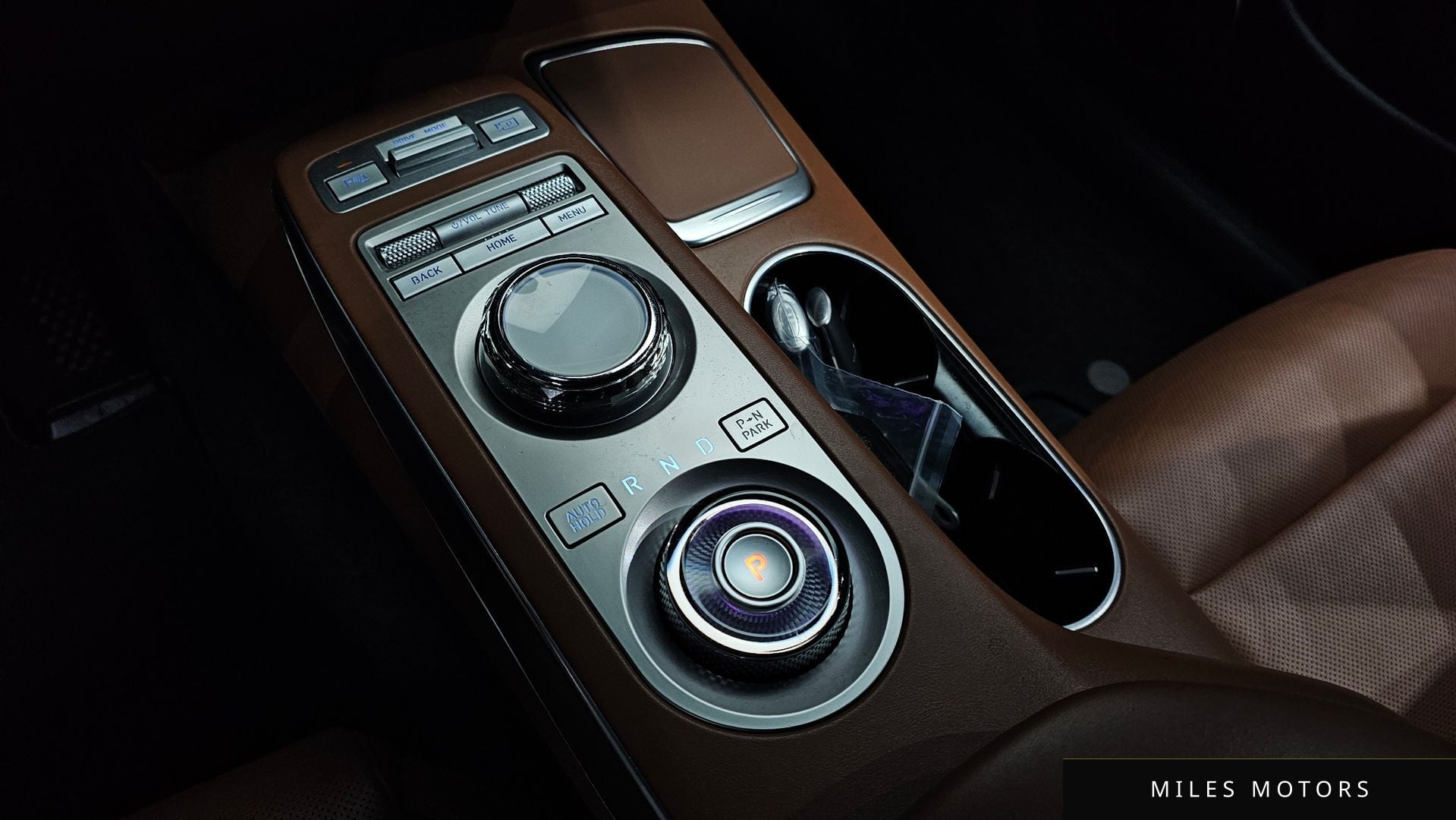 Genesis GV70 2021 — миниатюра 12