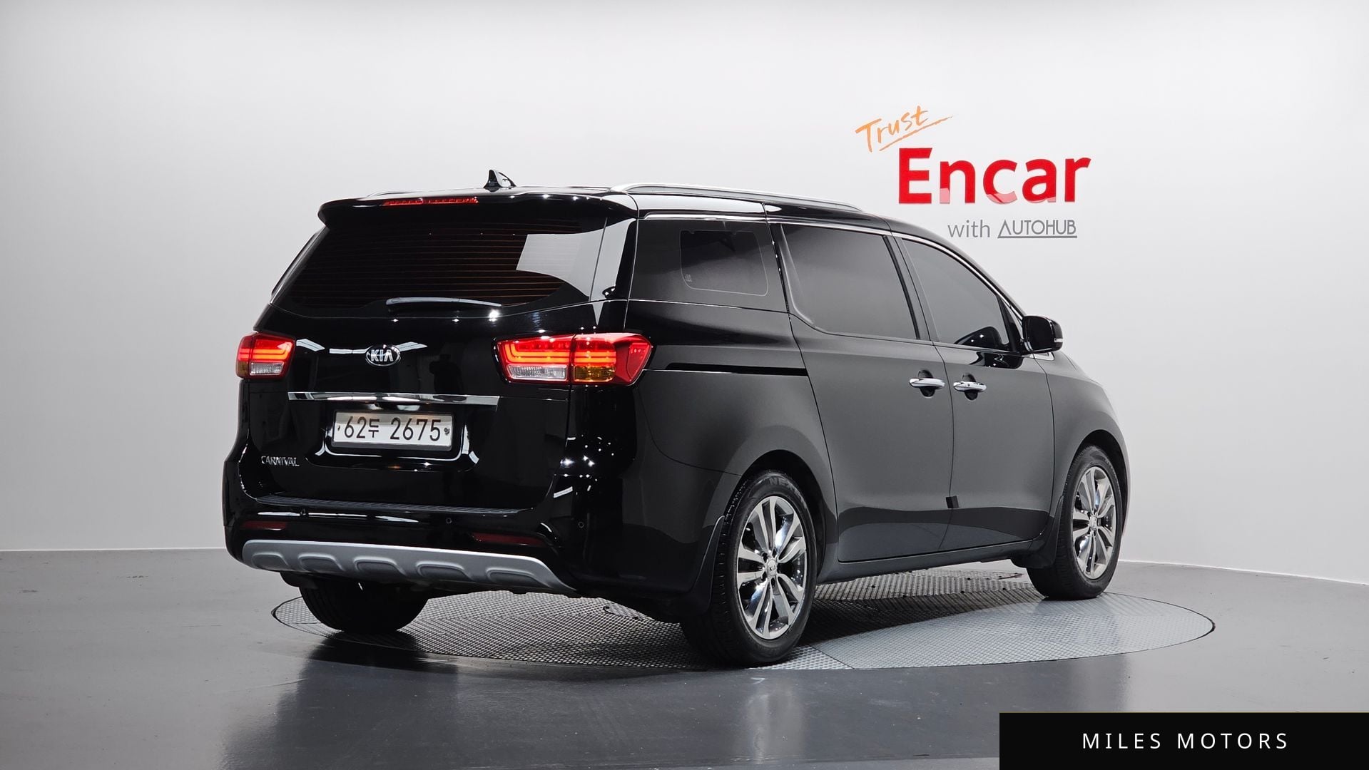 Kia Canival 2017 — миниатюра 2