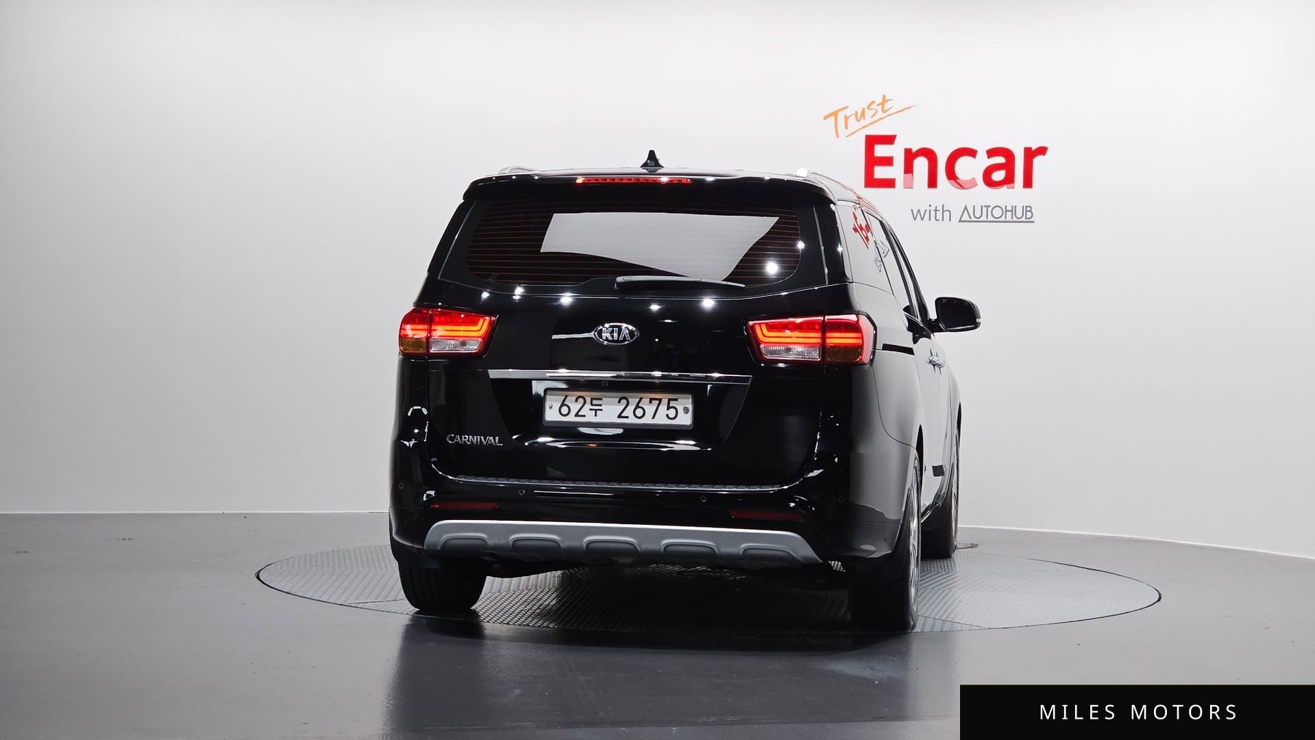 Kia Canival 2017 — миниатюра 4