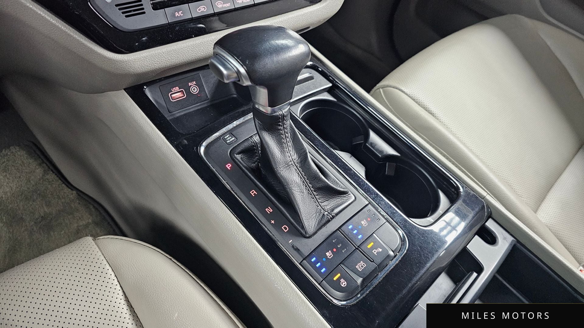 Kia Canival 2017 — миниатюра 12