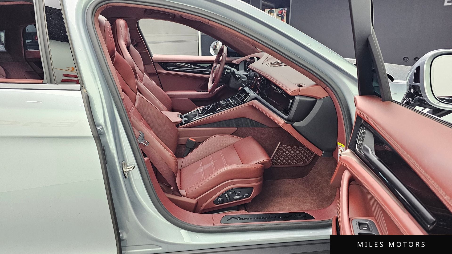 Porsche Panamera 2025 — миниатюра 11