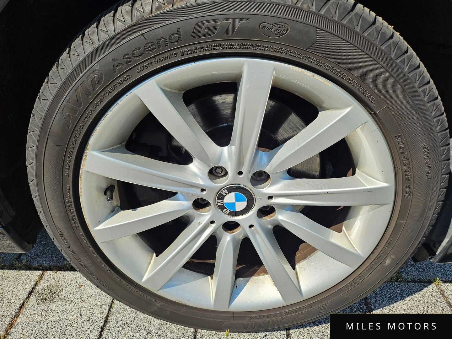 BMW 5 Series (F10) 2015 — миниатюра 4
