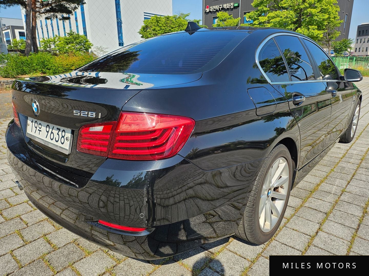 BMW 5 Series (F10) 2015 — миниатюра 6