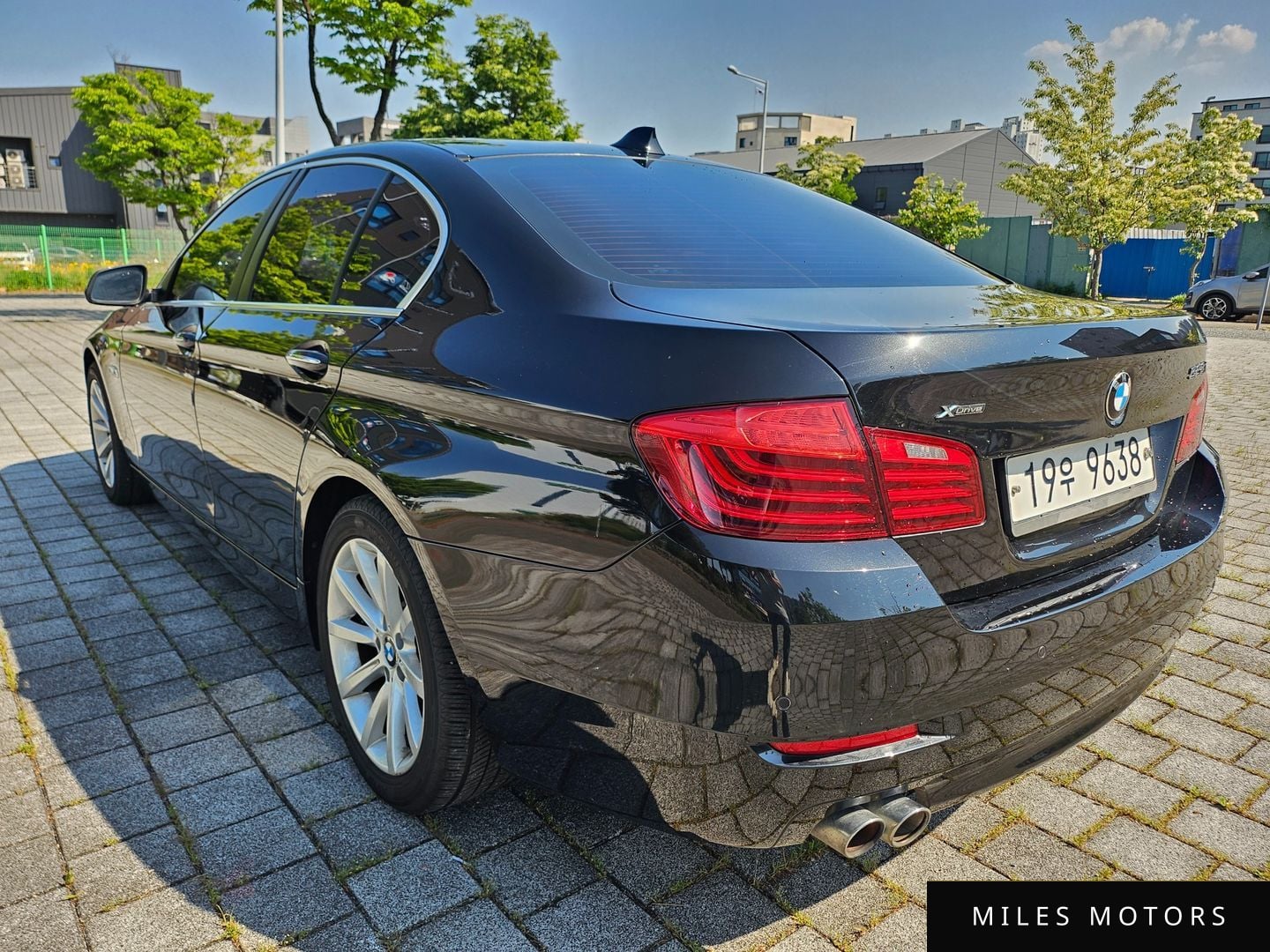 BMW 5 Series (F10) 2015 — миниатюра 8