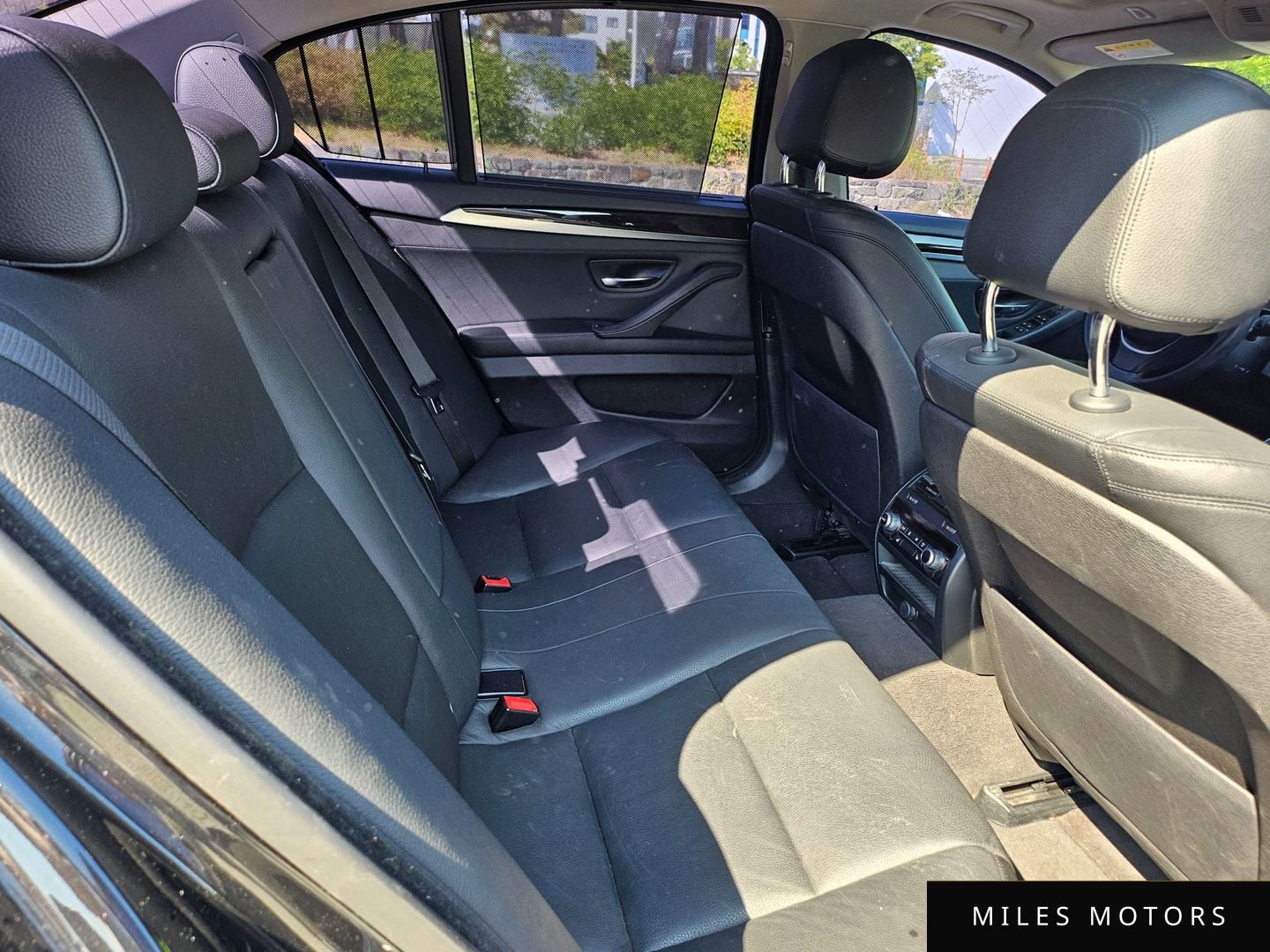 BMW 5 Series (F10) 2015 — миниатюра 12