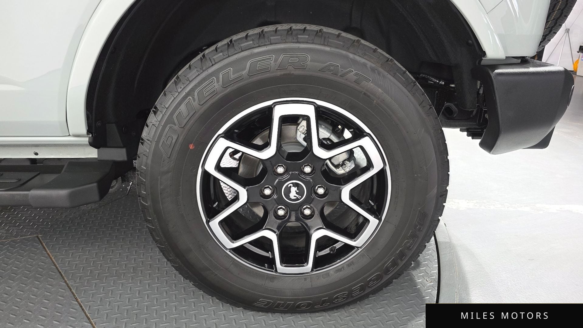 Ford Bronco 2024 — миниатюра 6