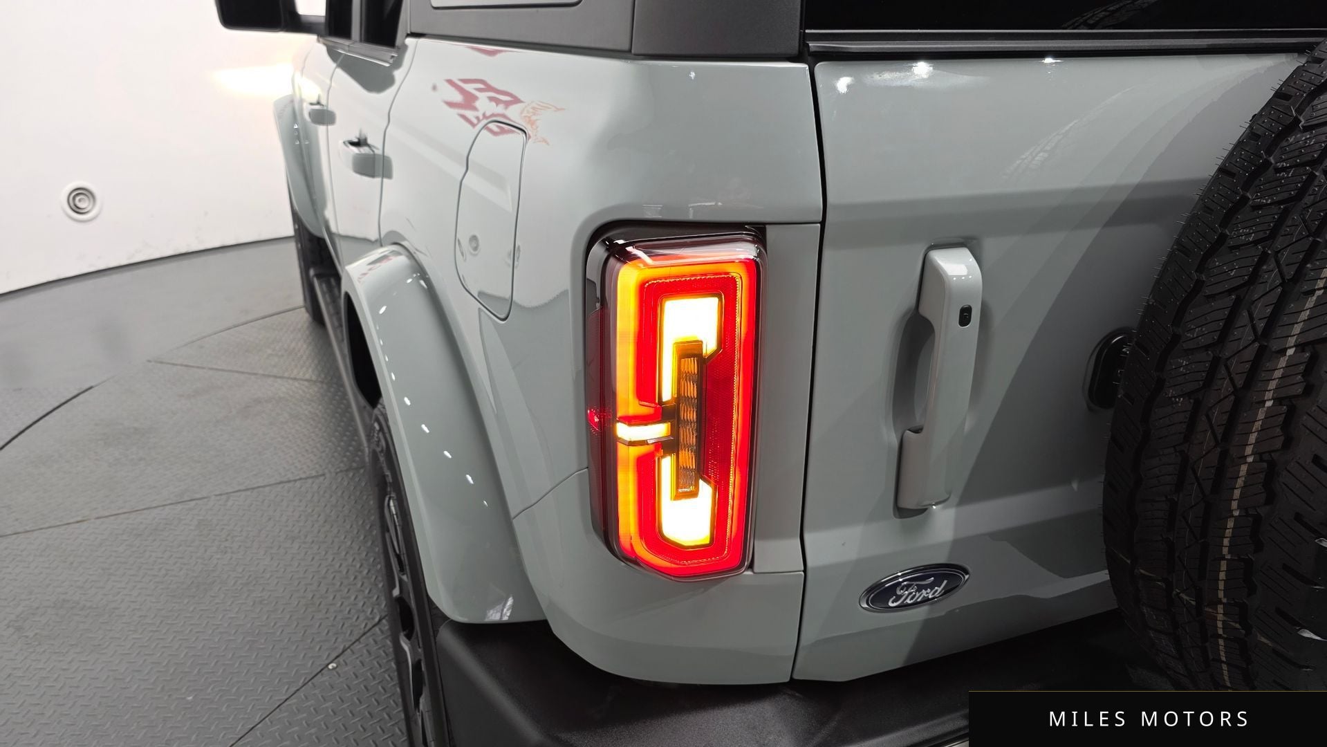 Ford Bronco 2024 — миниатюра 8