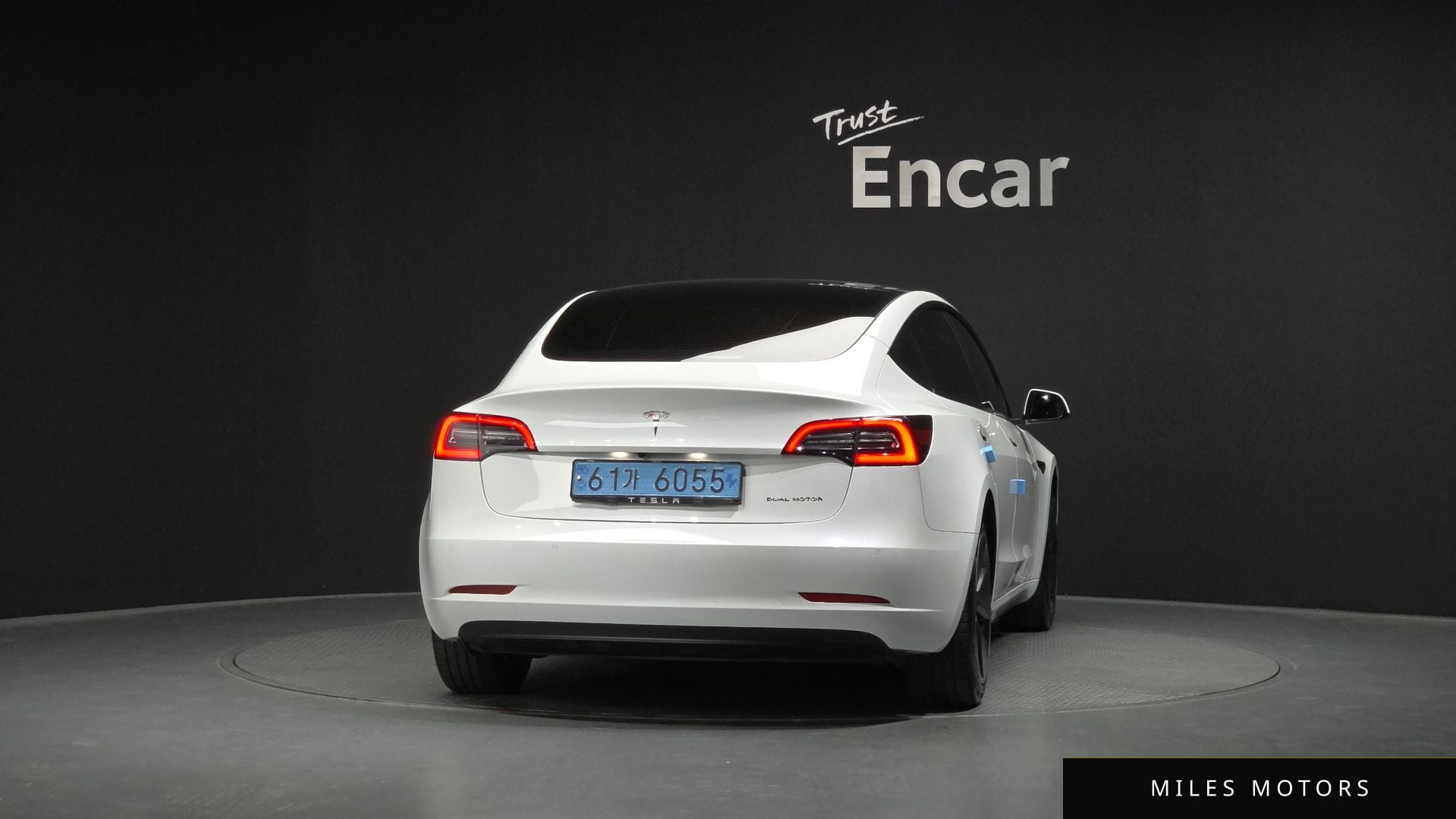 Tesla Model 3 2022 — миниатюра 4