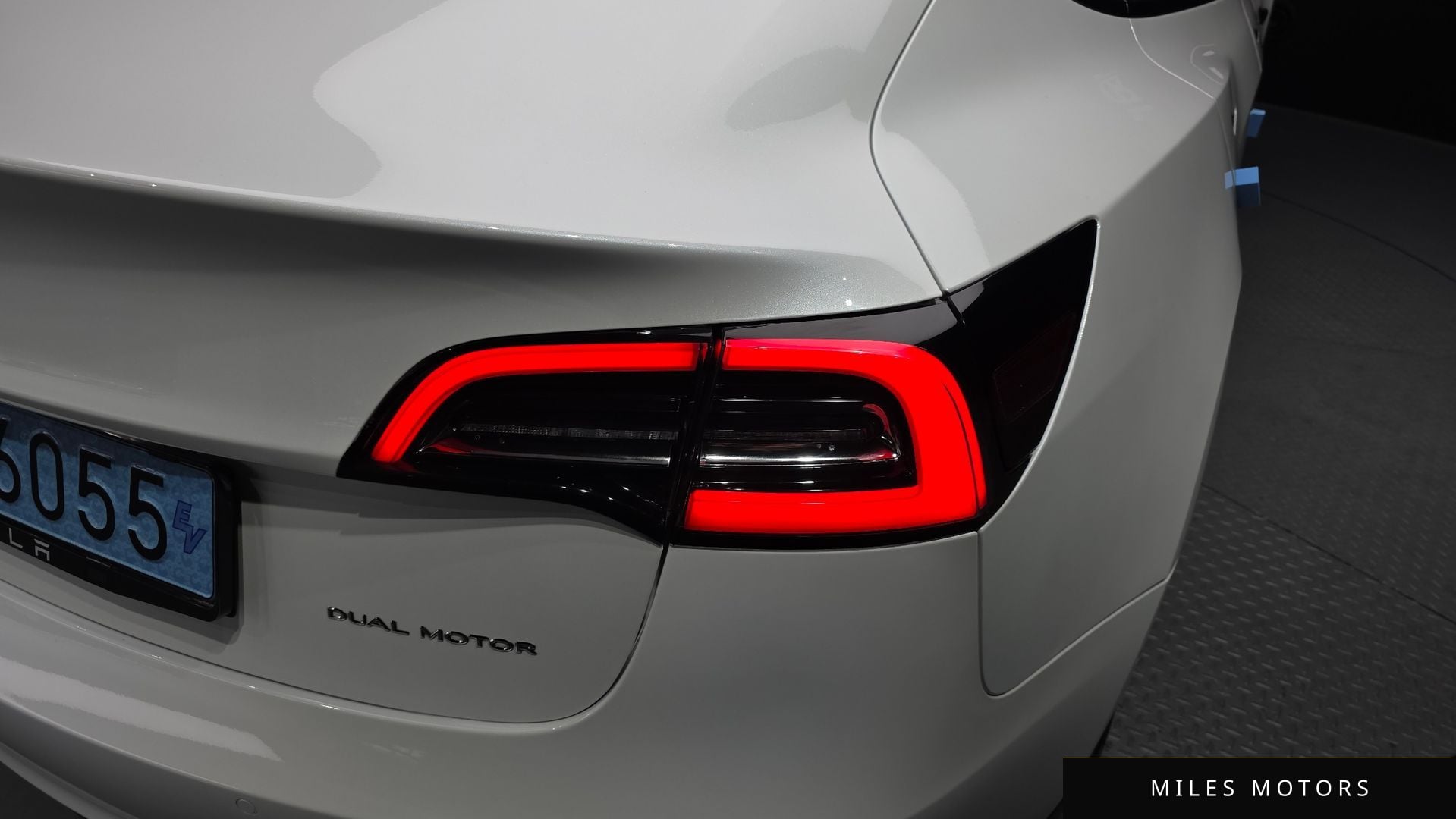 Tesla Model 3 2022 — миниатюра 9