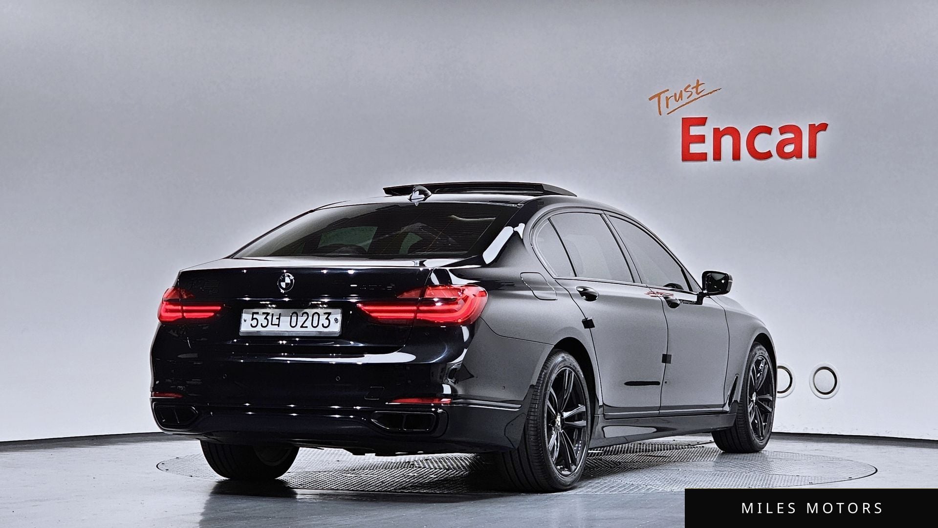 BMW 7 Series (G11) 2016 — миниатюра 2