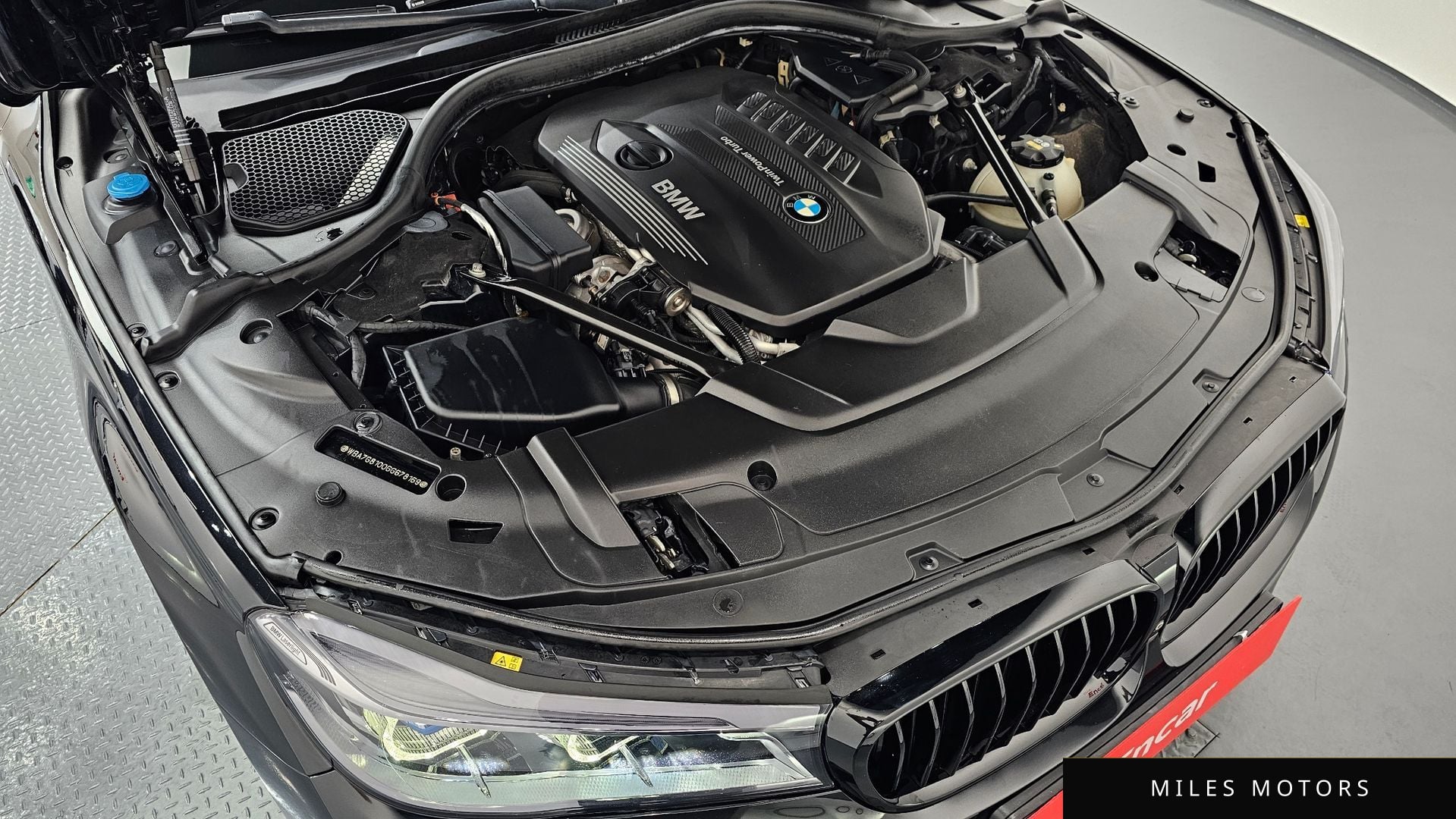 BMW 7 Series (G11) 2016 — миниатюра 6