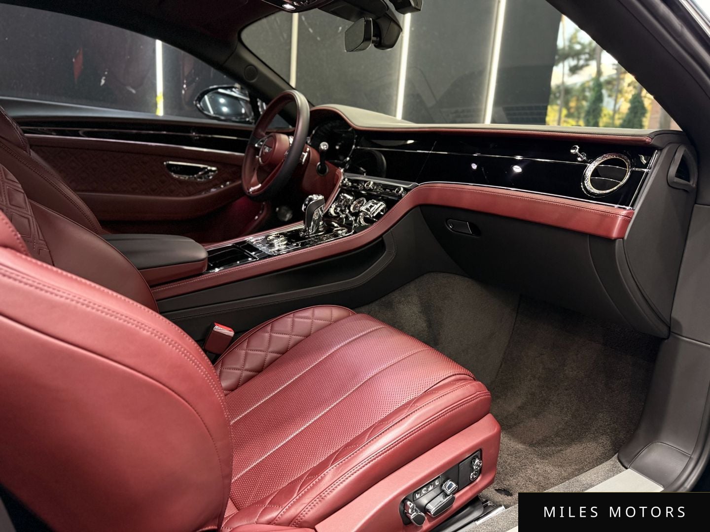 Bentley Continental GT 2020 — миниатюра 6