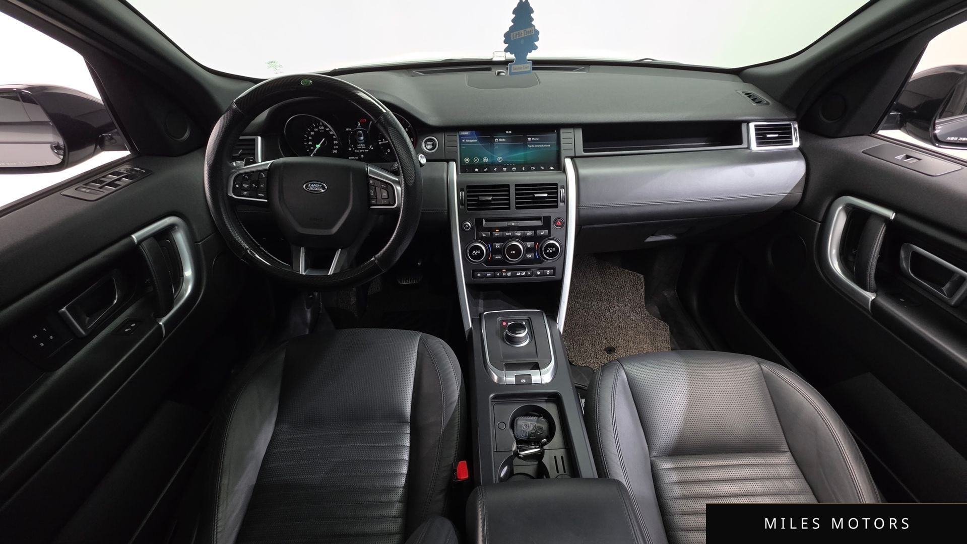 Land Rover Discovery Sport 2017 — миниатюра 7
