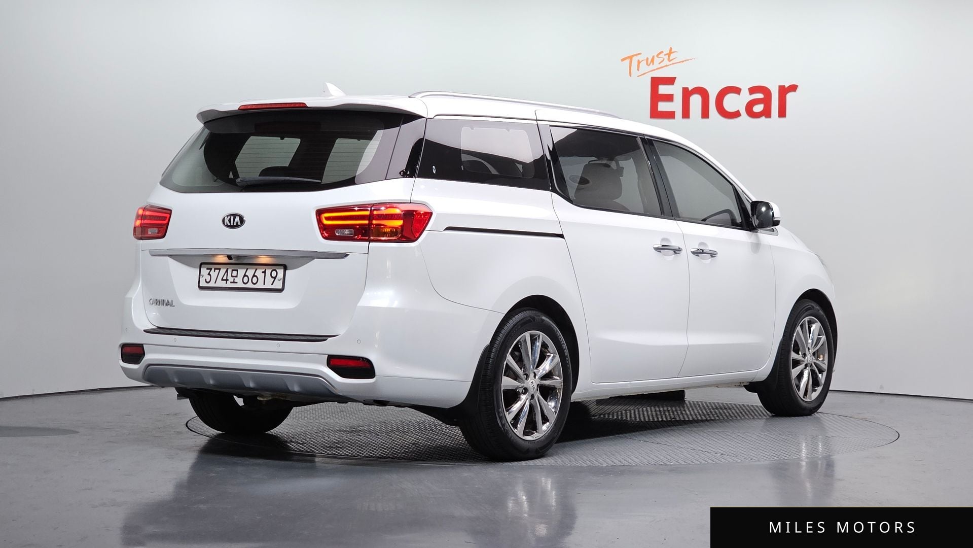 Kia Canival 2019 — миниатюра 2
