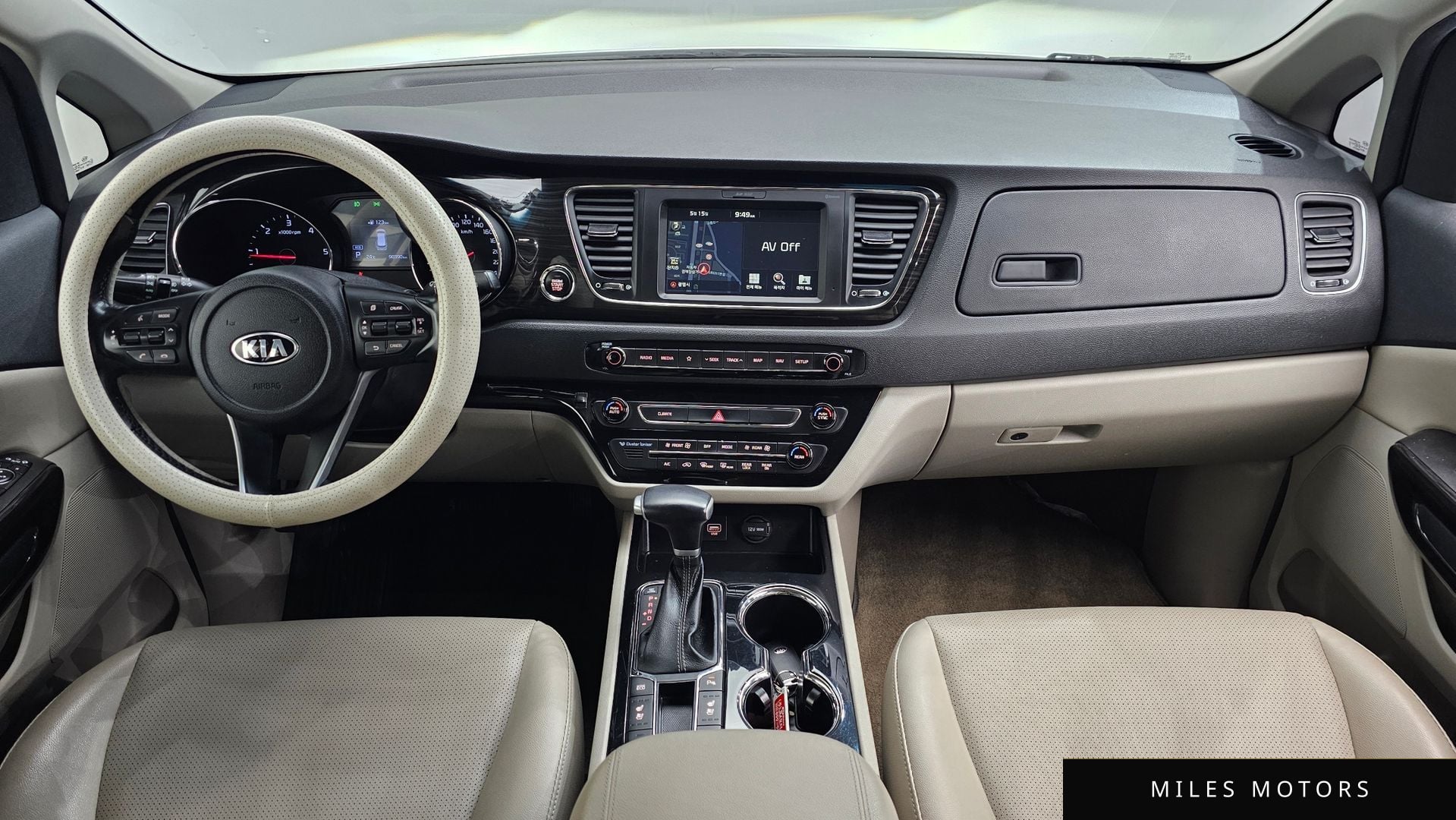 Kia Canival 2019 — миниатюра 7
