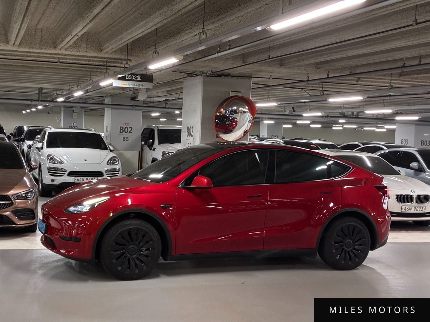 Tesla Model Y 2023 — миниатюра 4