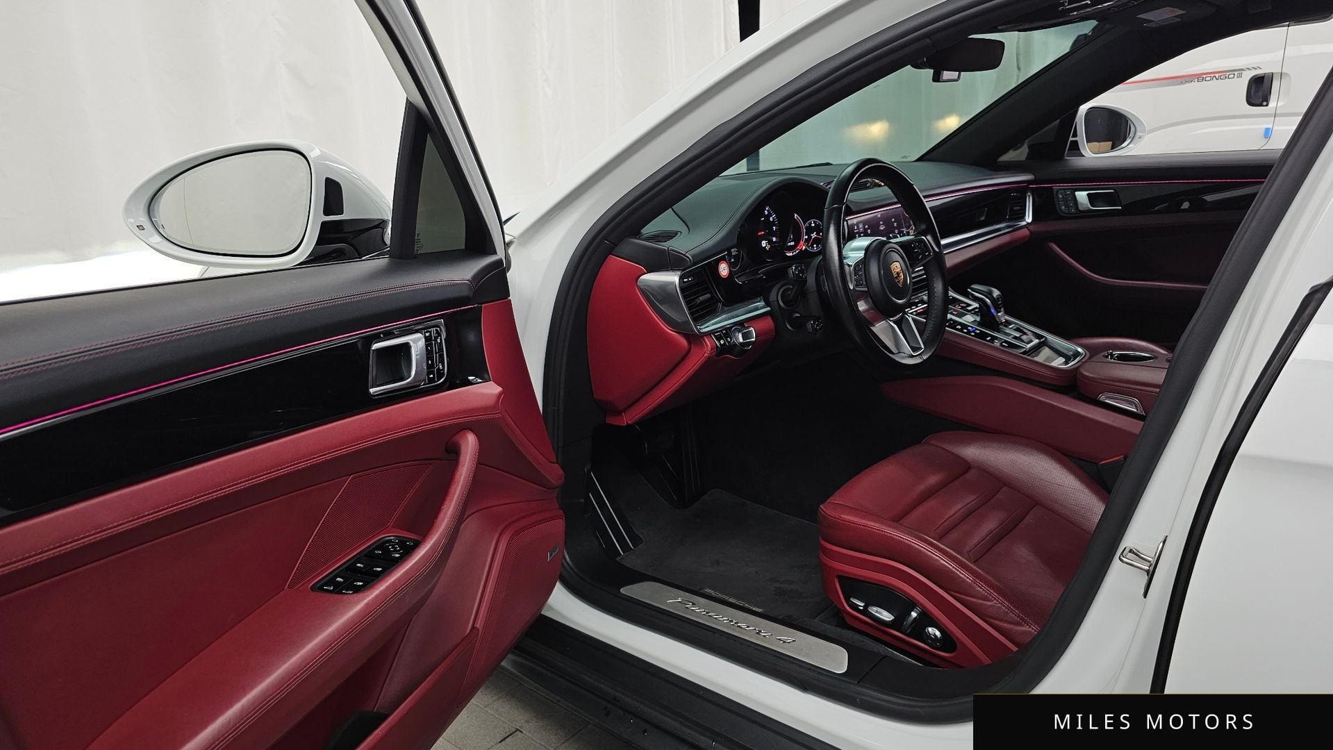 Porsche Panamera 2018 — миниатюра 10
