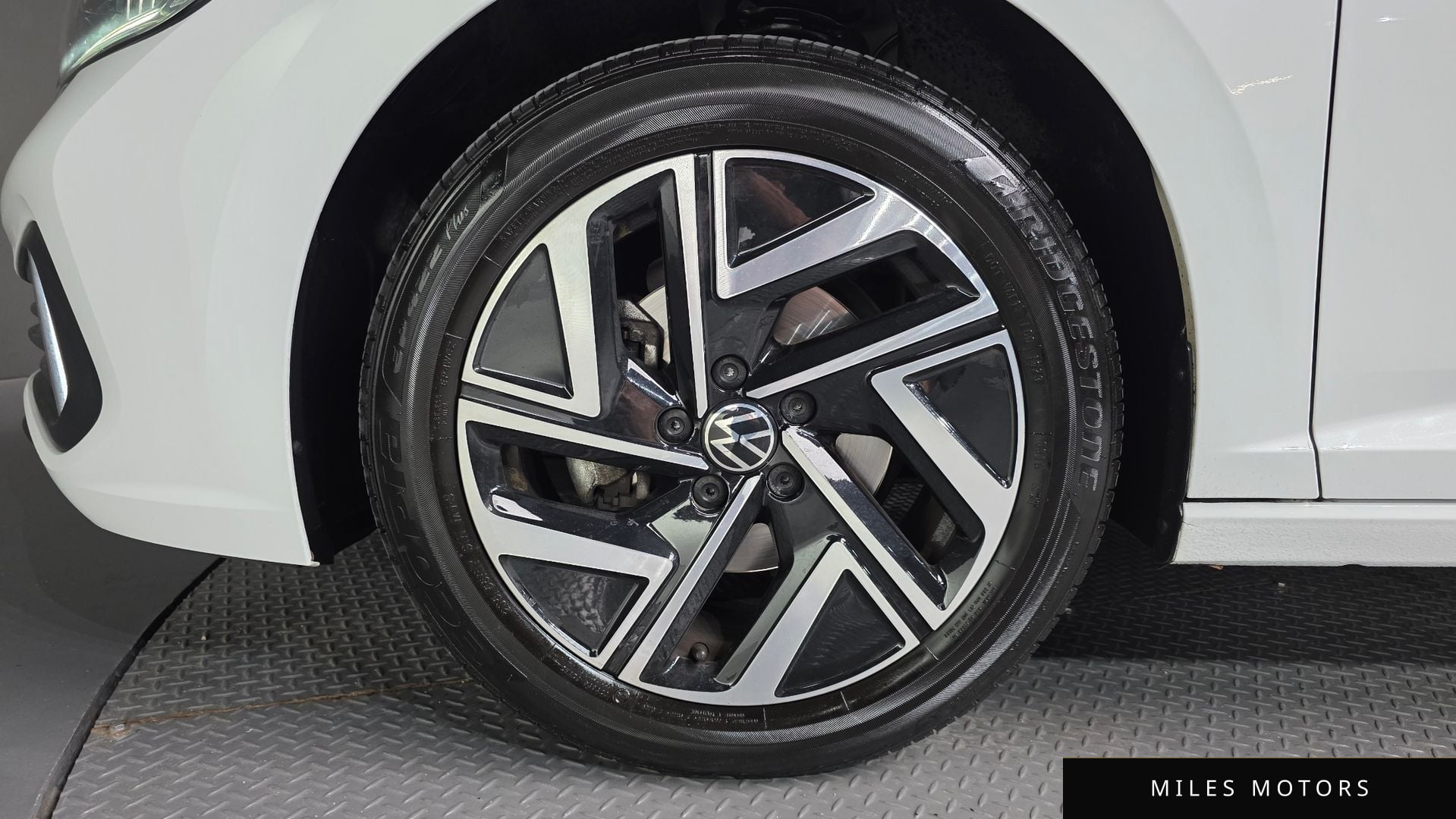 Volkswagen Jetta 2023 — миниатюра 5