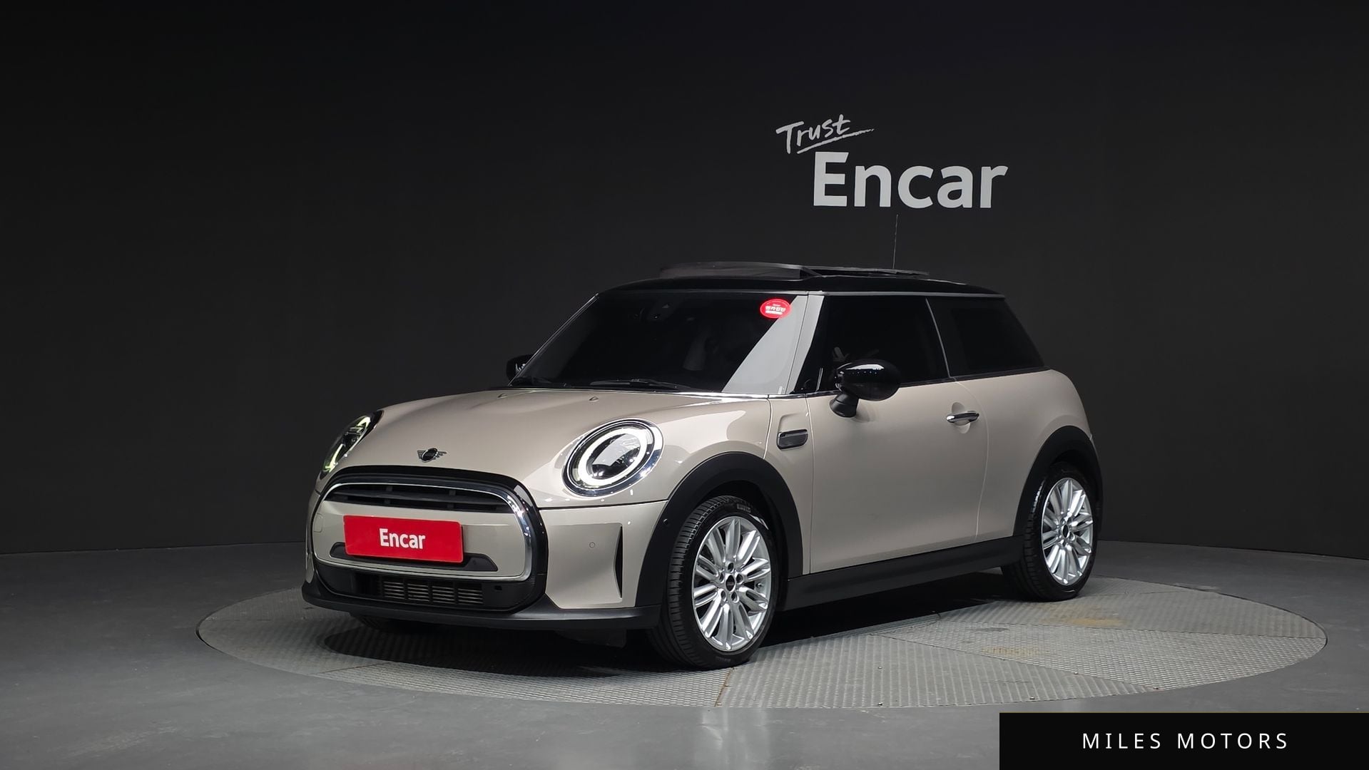 MINI Cooper 2023 — фото 1 из 12