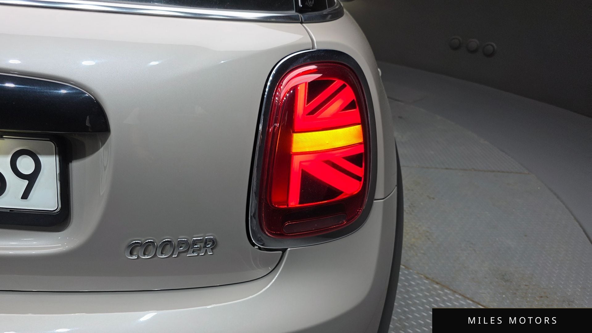 MINI Cooper 2023 — миниатюра 9