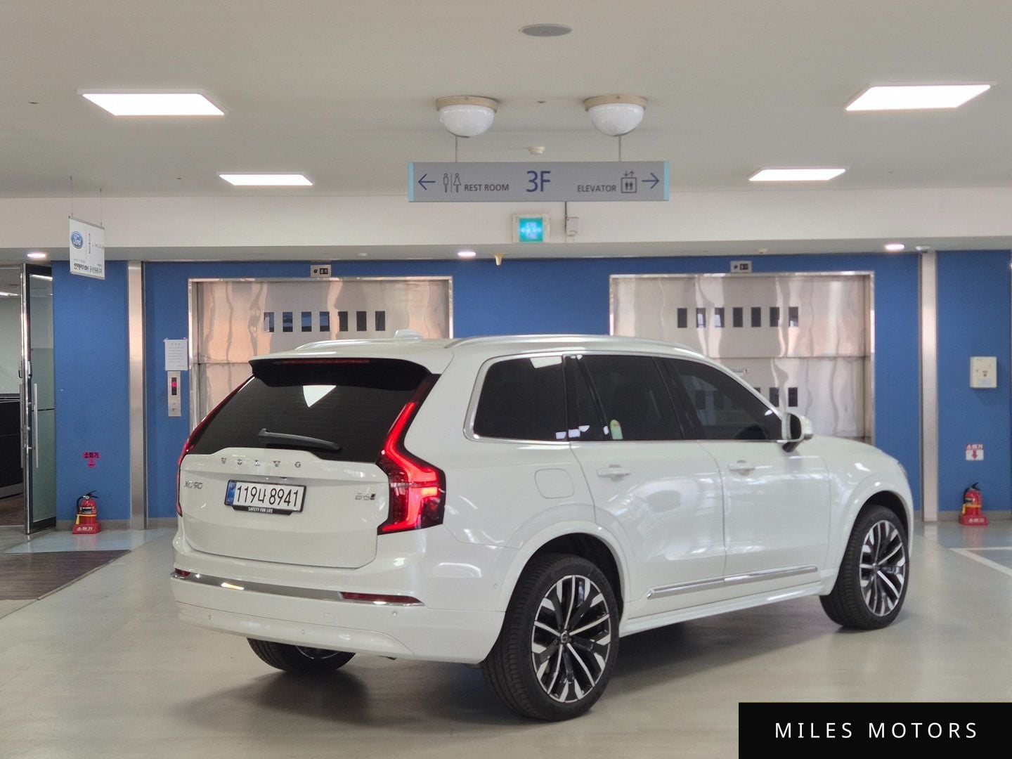 Volvo XC90 2026 — миниатюра 2