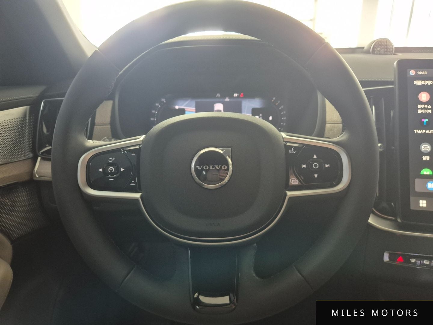 Volvo XC90 2026 — миниатюра 12