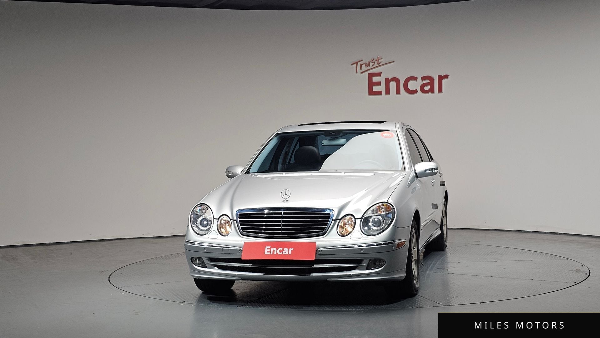 Mercedes-Benz E-Class W211 2005 — миниатюра 3