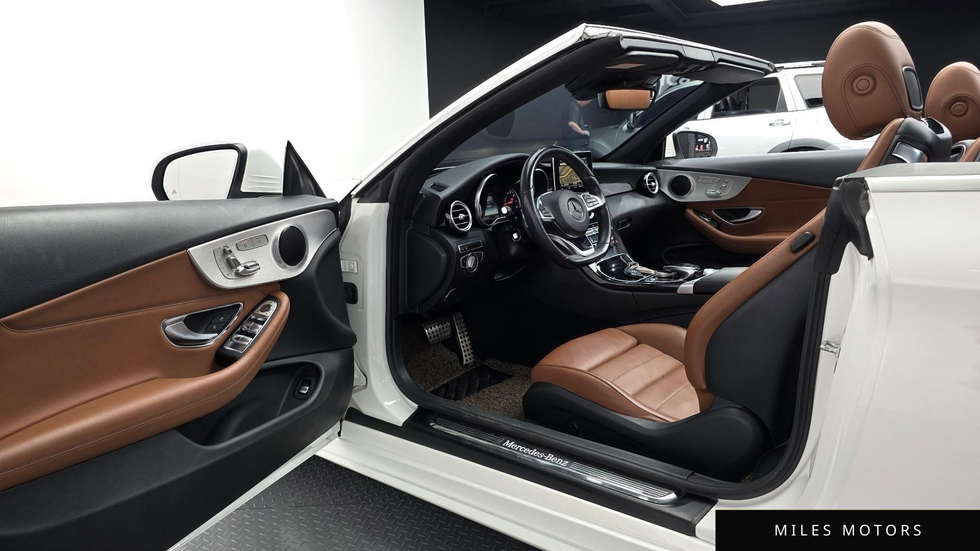 Mercedes-Benz C-Class W205 2017 — миниатюра 10