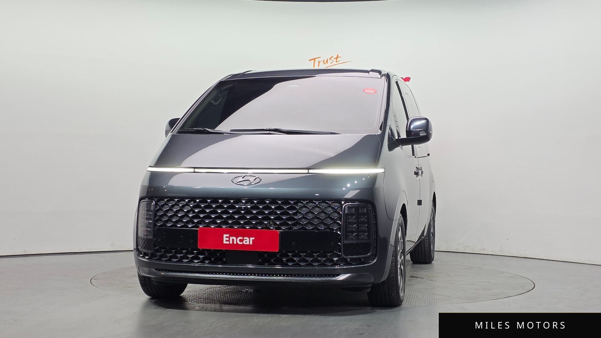 Hyundai Staria 2022 — миниатюра 3