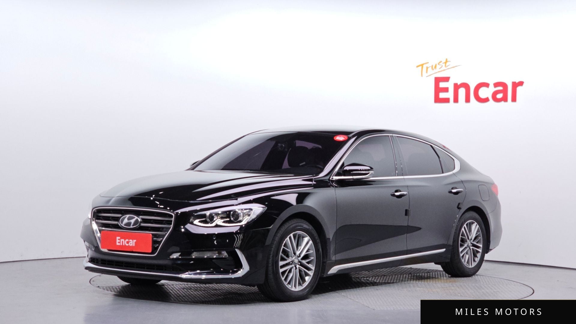 Hyundai Grandeur 2019 — фото 1 из 12