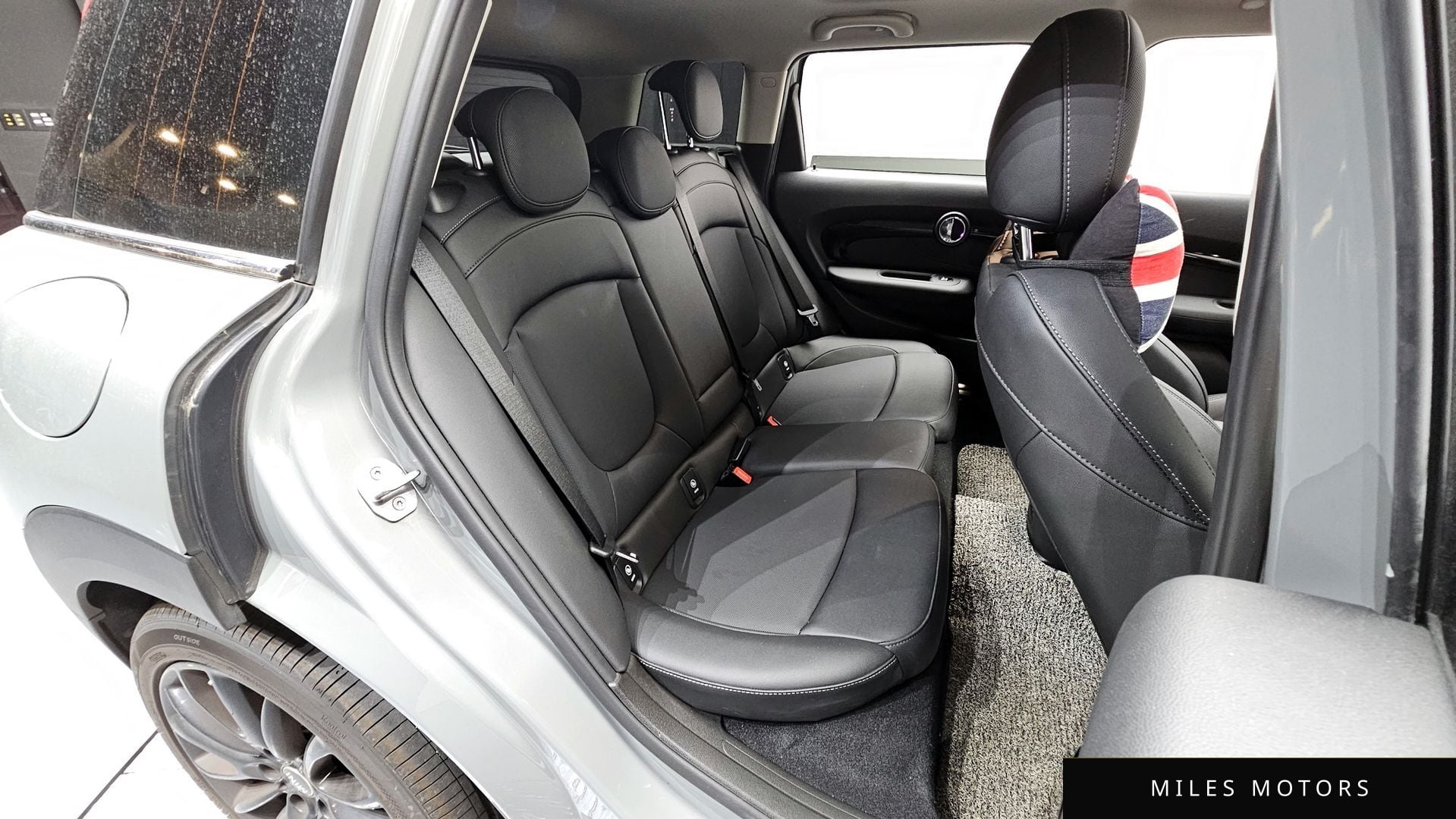 MINI Clubman 2023 — миниатюра 11