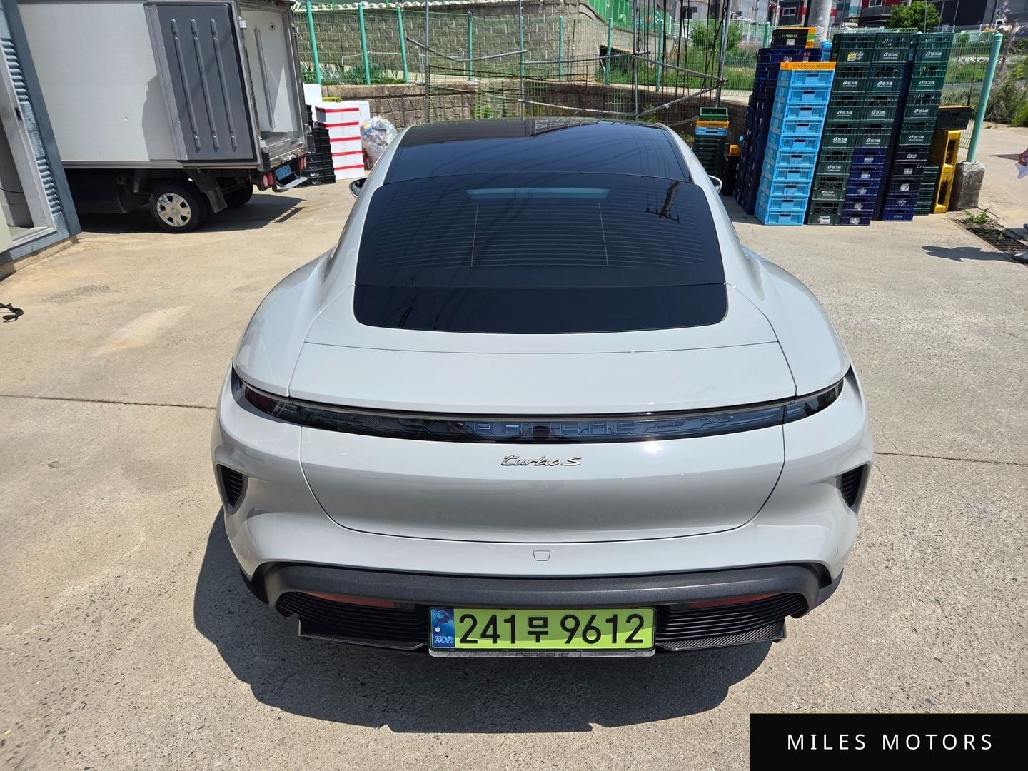 Porsche Taycan 2025 — миниатюра 3