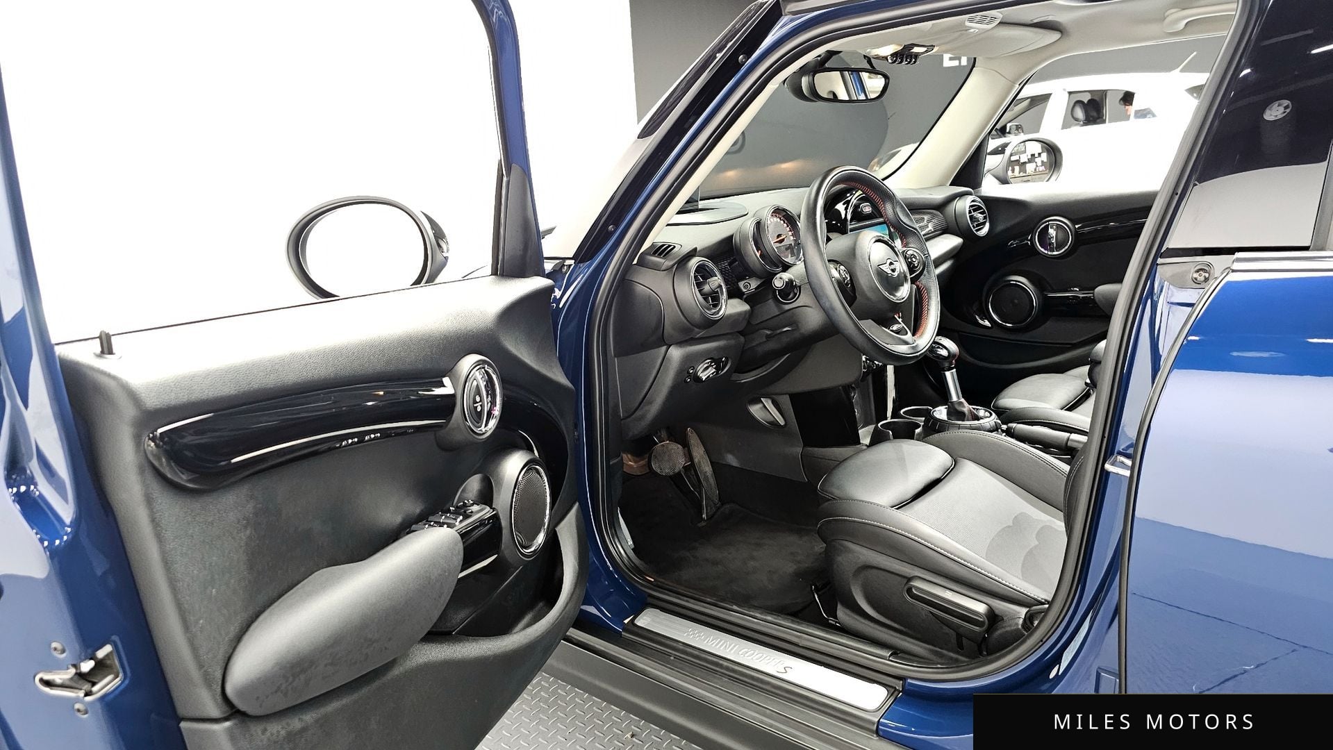 MINI Cooper S 2018 — миниатюра 10