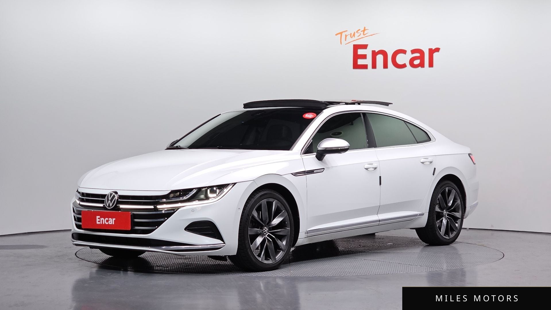 Volkswagen Arteon 2022 — фото 1 из 12