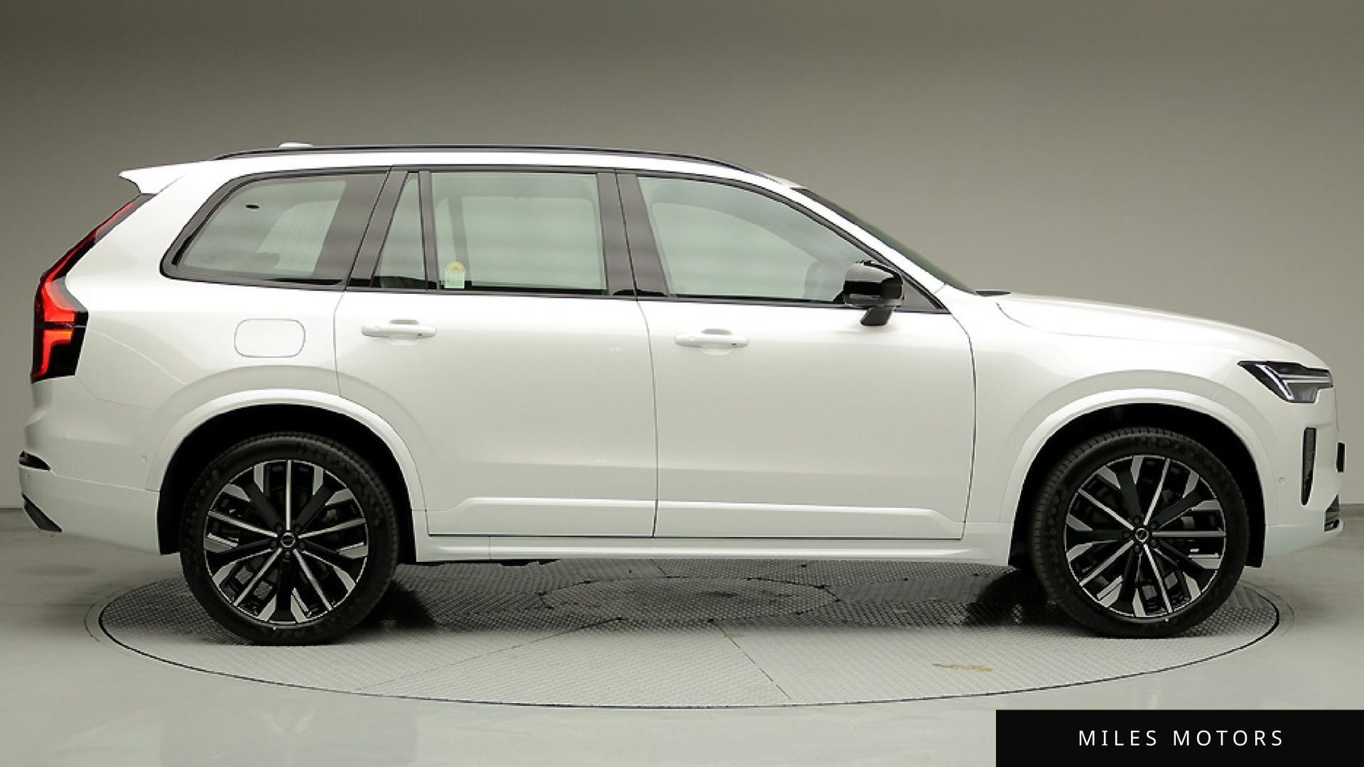 Volvo XC90 2026 — миниатюра 4