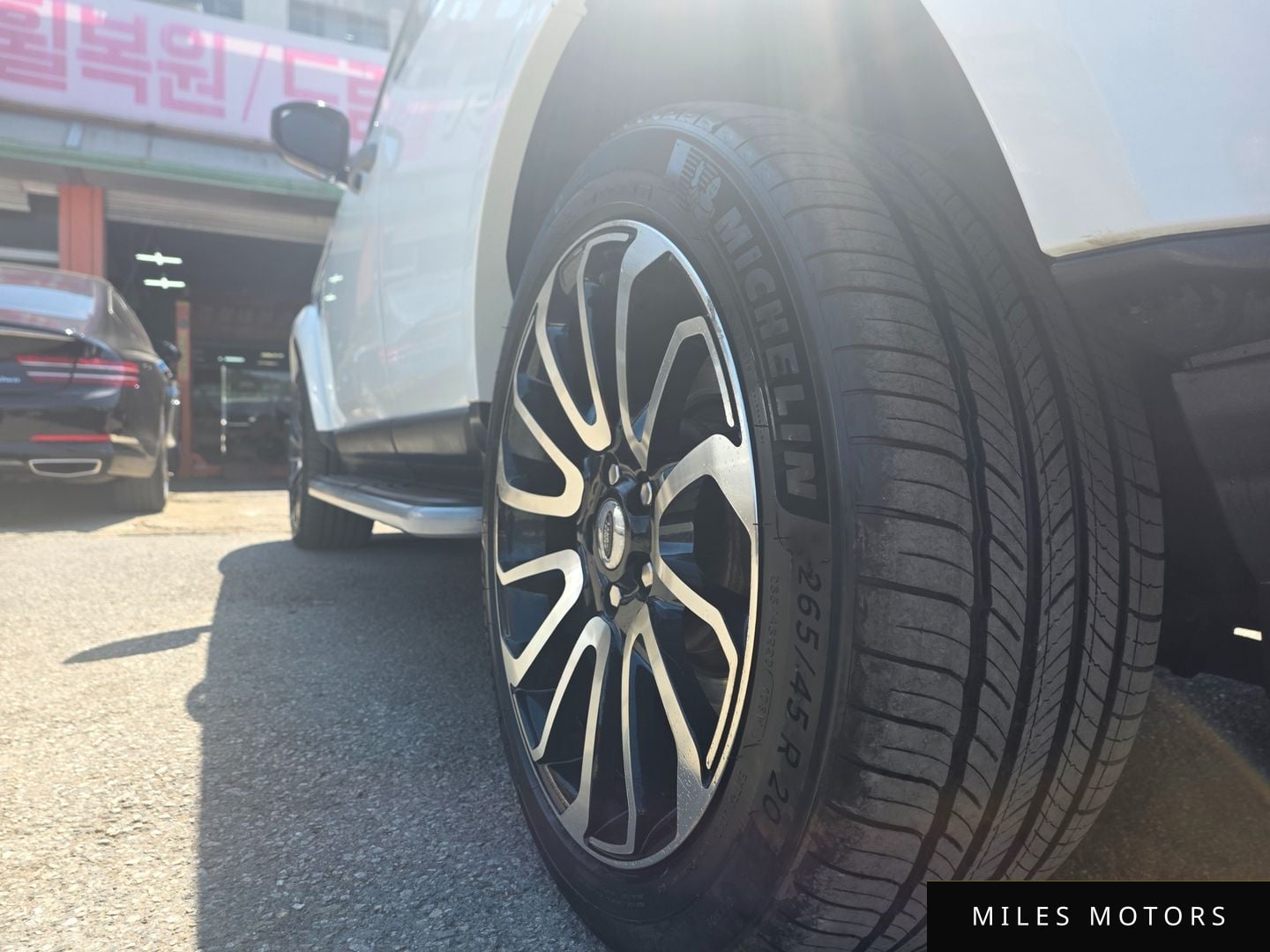 Land Rover Discovery 2014 — миниатюра 5