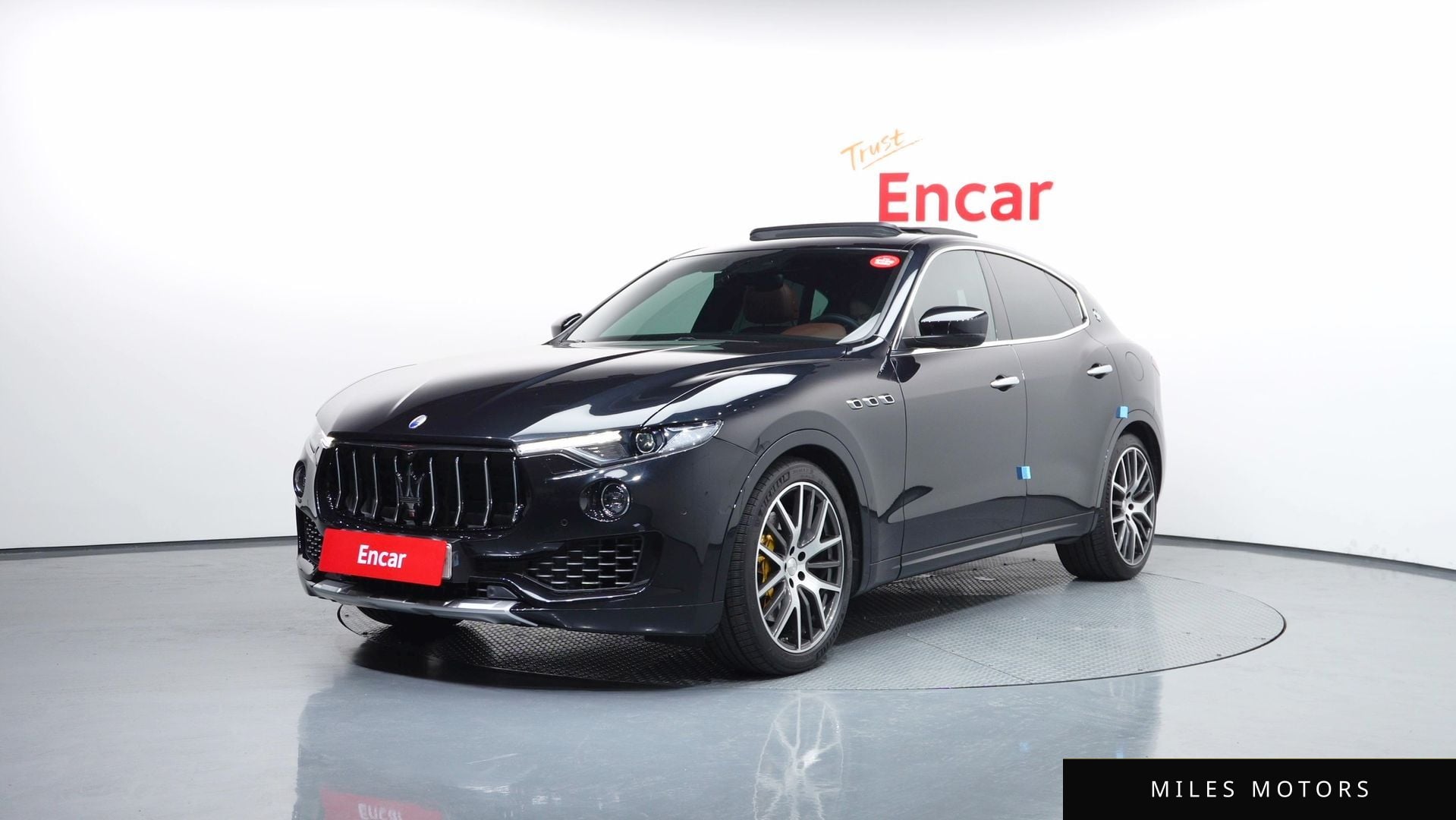 Maserati Levante 2017 — фото 1 из 12