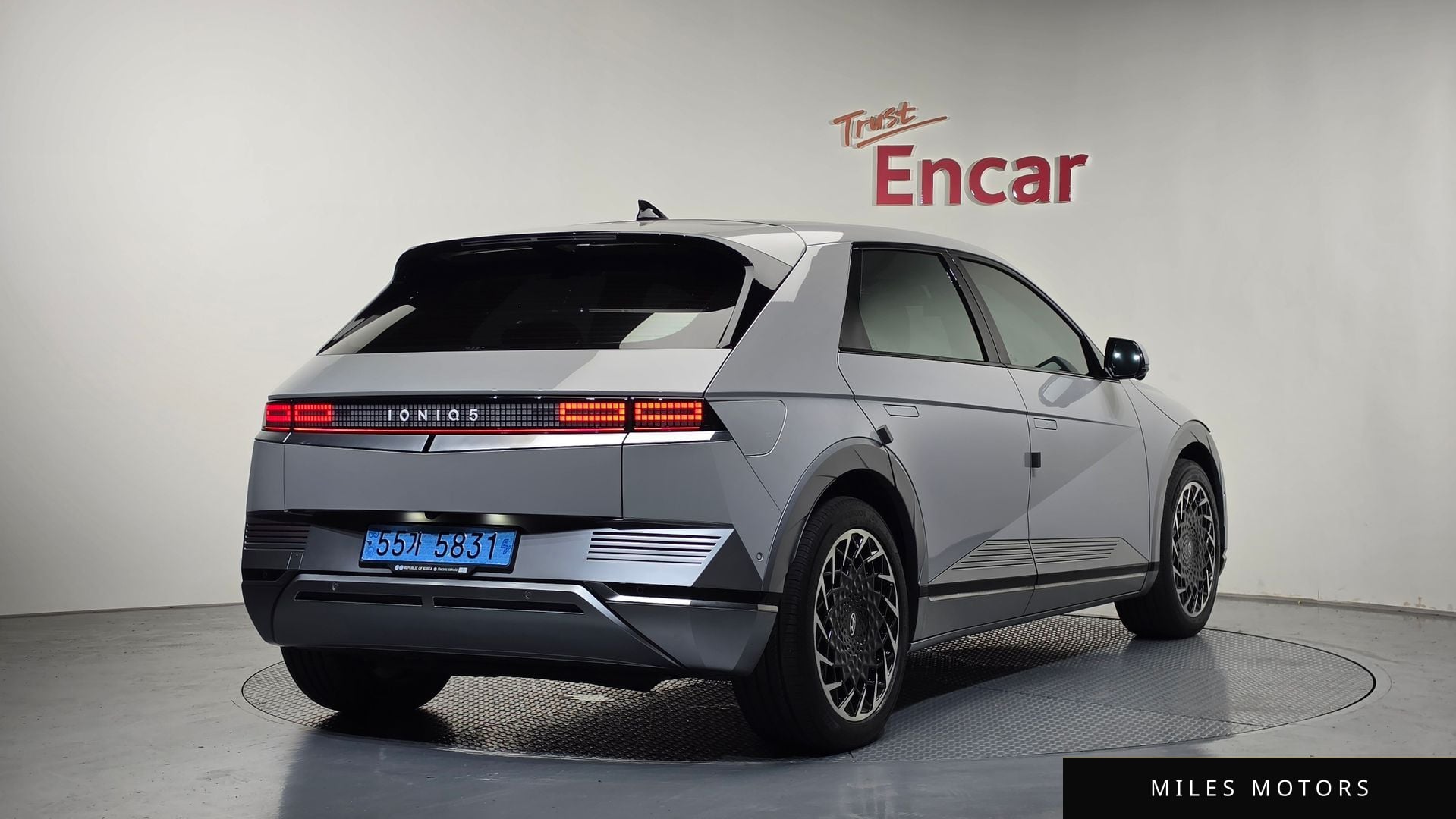 Hyundai Ioniq5 2022 — миниатюра 2