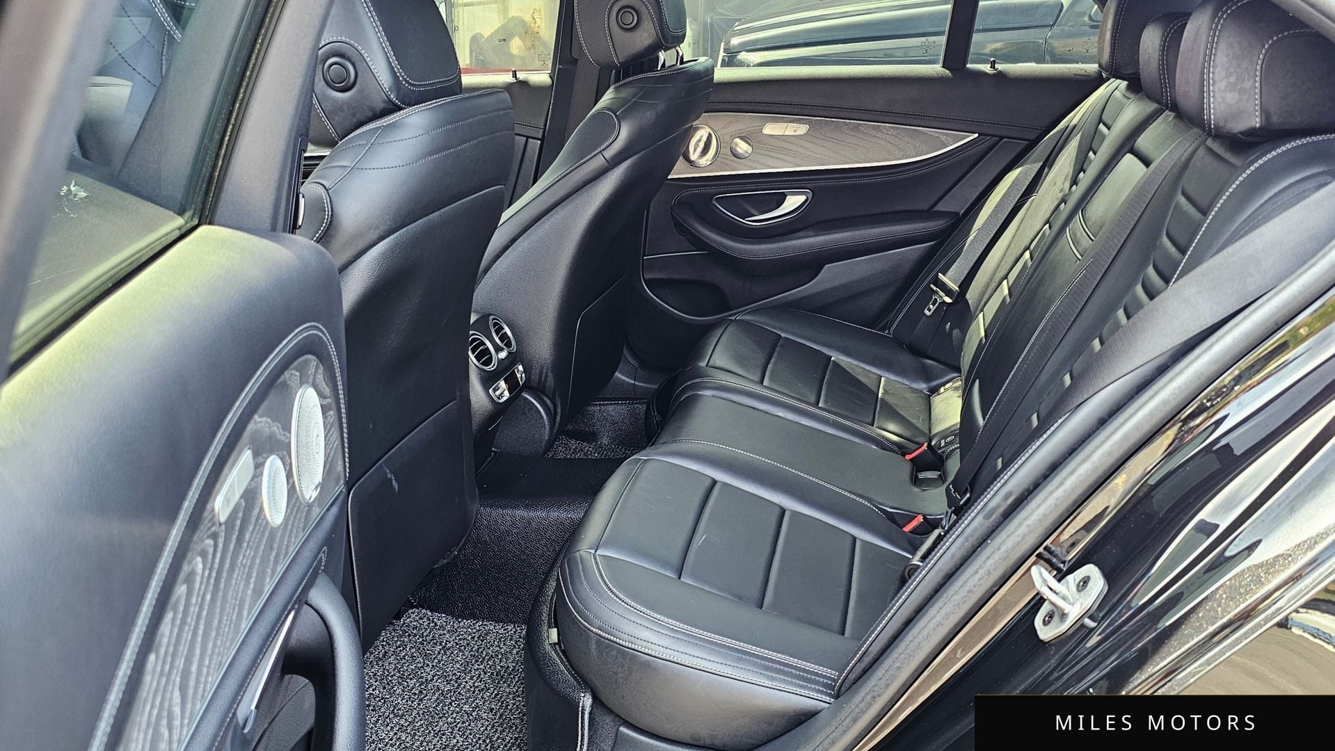 Mercedes-Benz E-Class W213 2021 — миниатюра 8