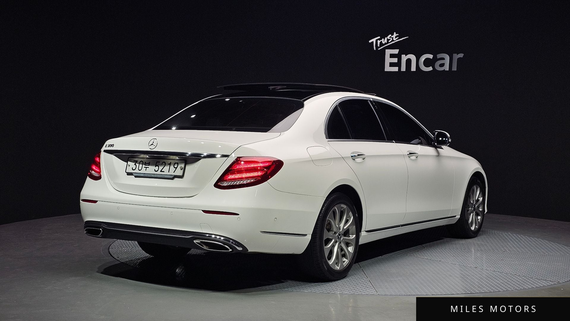 Mercedes-Benz E-Class W213 2019 — миниатюра 2