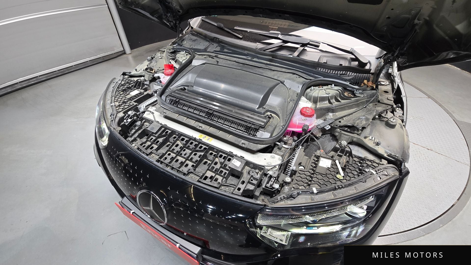 Mercedes-Benz EQE V295 2023 — миниатюра 6