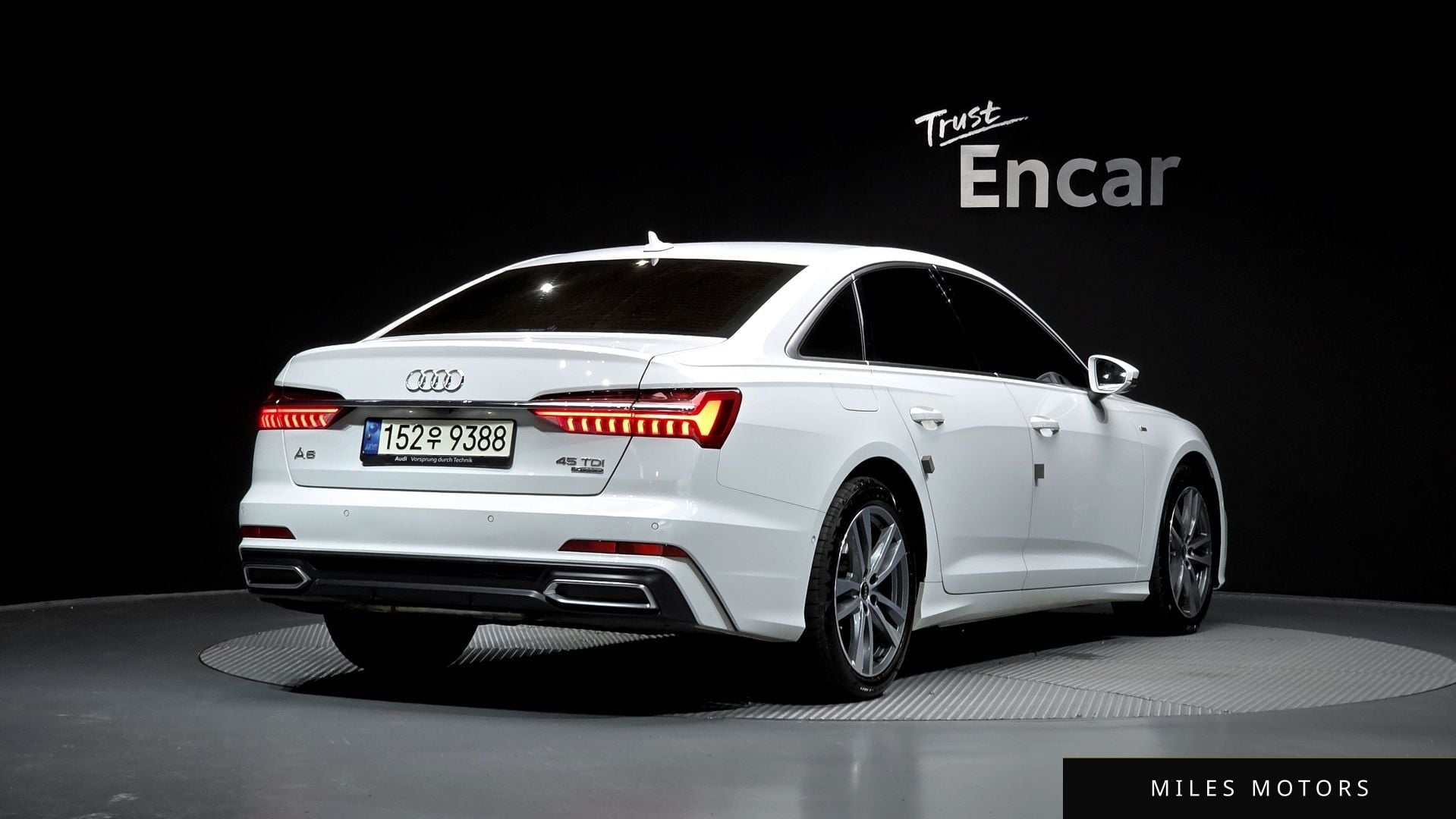 Audi A6 (C8) 2021 — фото 1 из 12