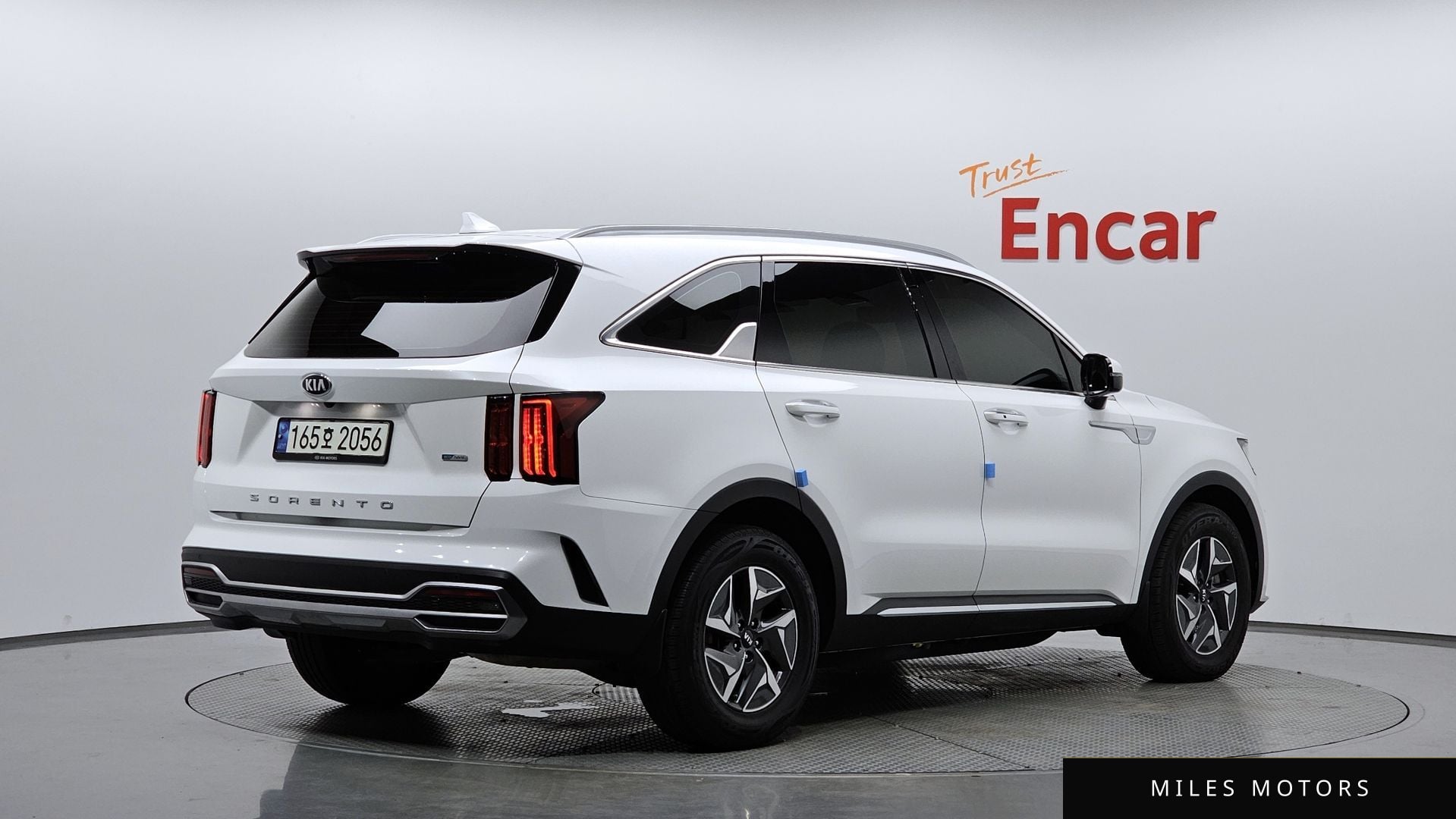 Kia Sorento 2021 — фото 1 из 12