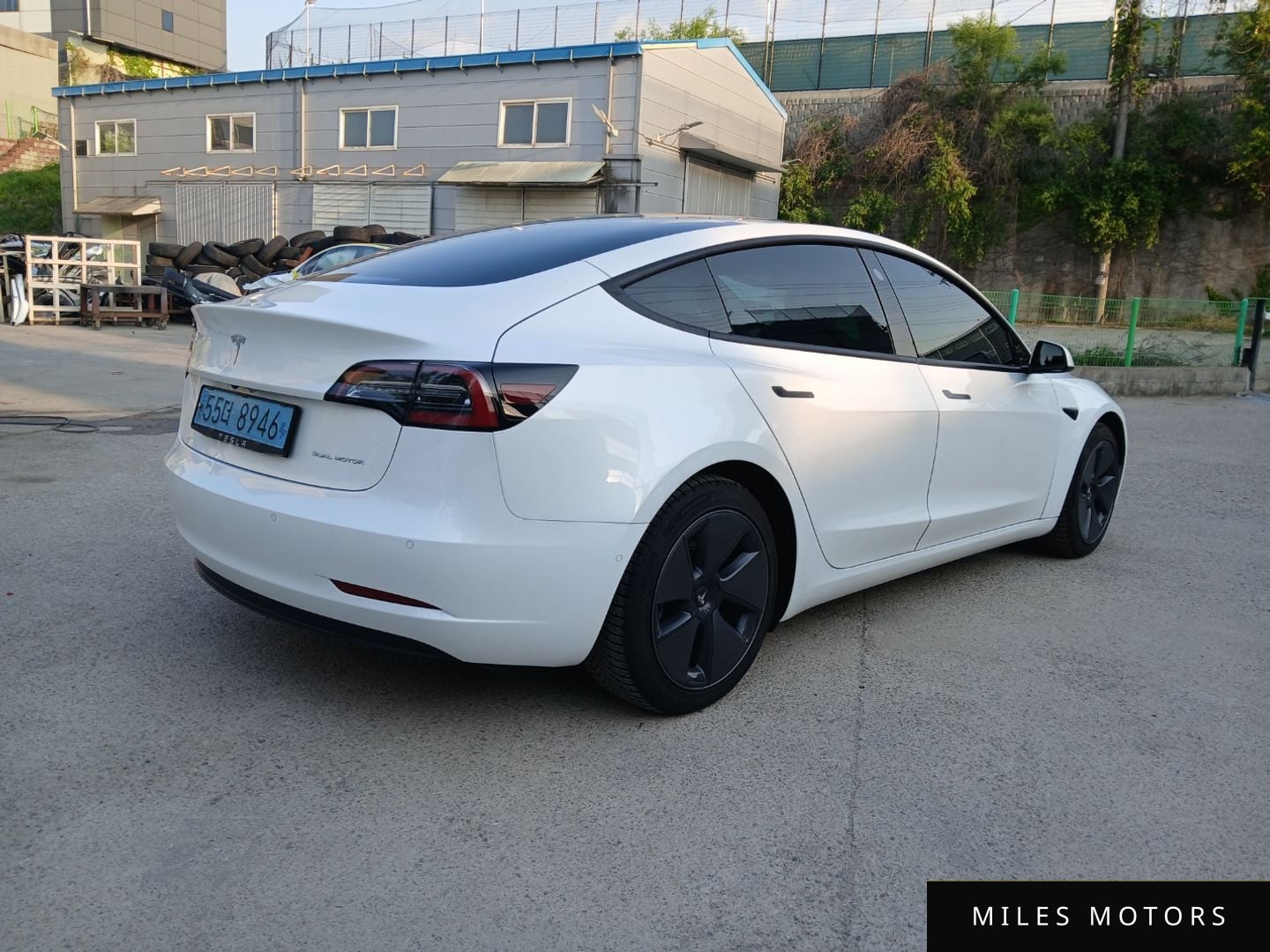 Tesla Model 3 2021 — миниатюра 3