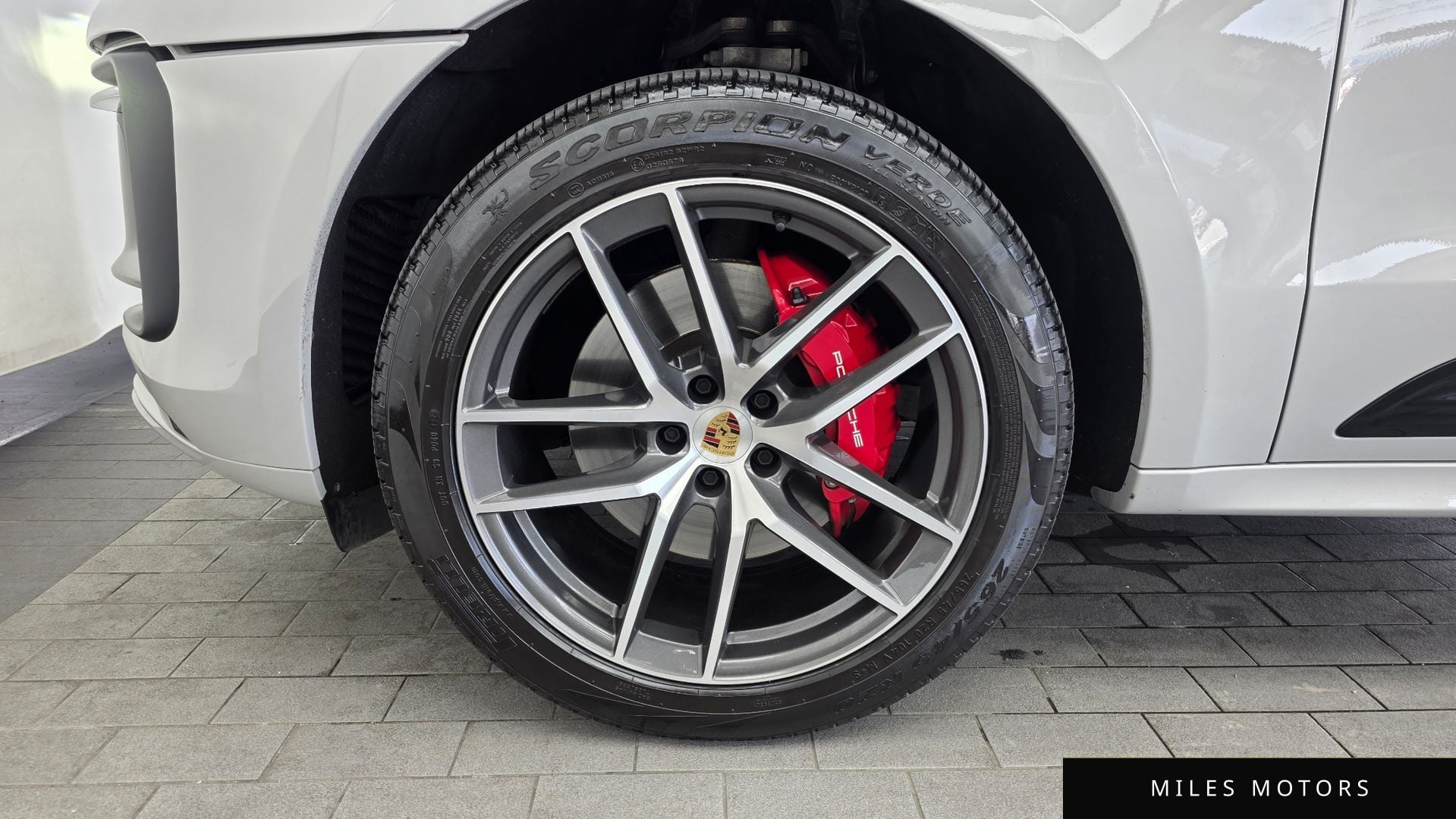 Porsche Macan 2023 — миниатюра 5