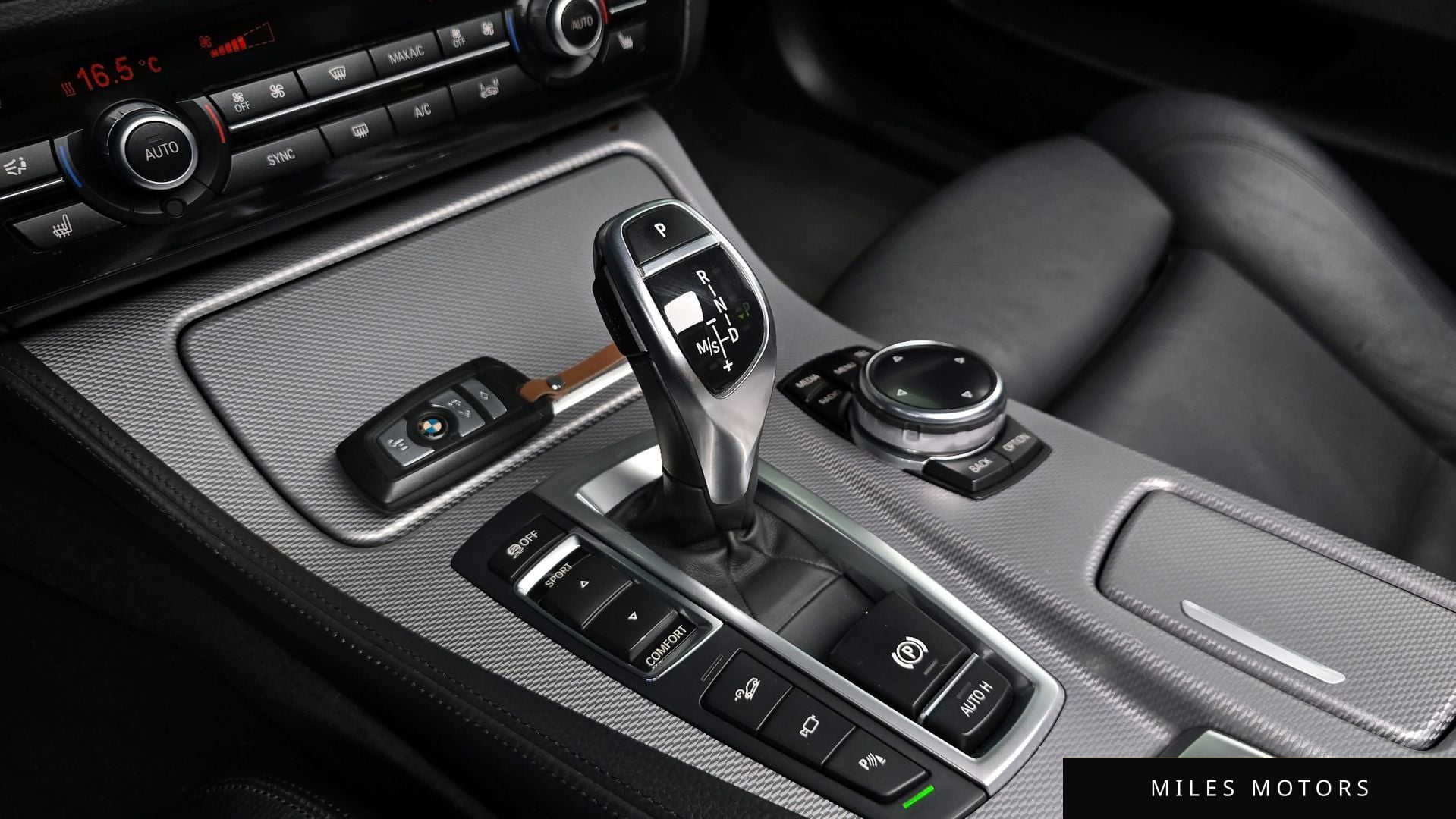 BMW 5 Series (F10) 2014 — миниатюра 11