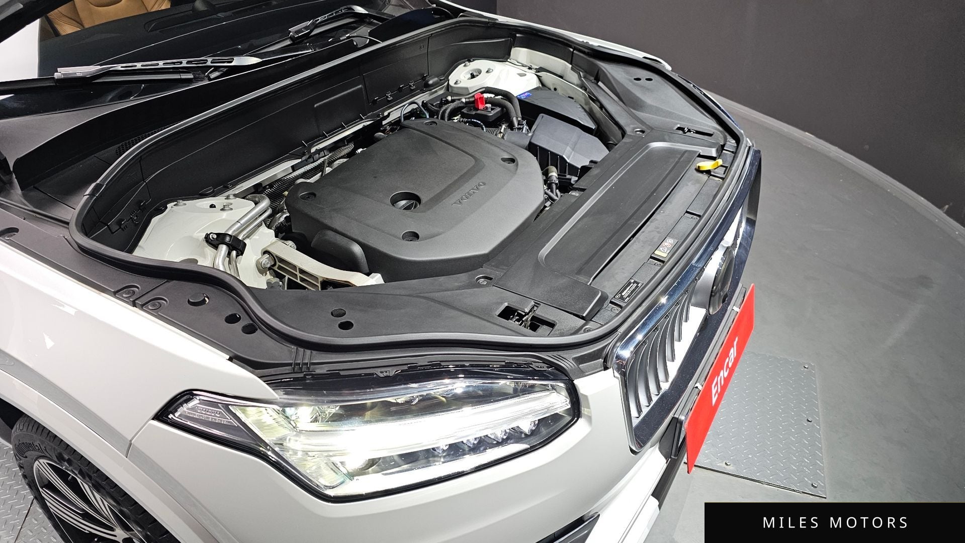 Volvo XC90 2023 — миниатюра 6